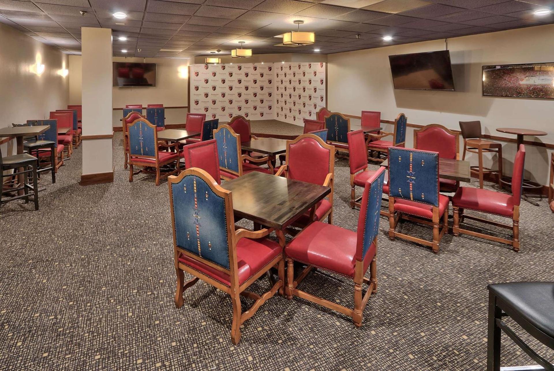 Ramada by Wyndham Albuquerque Midtown photo 28