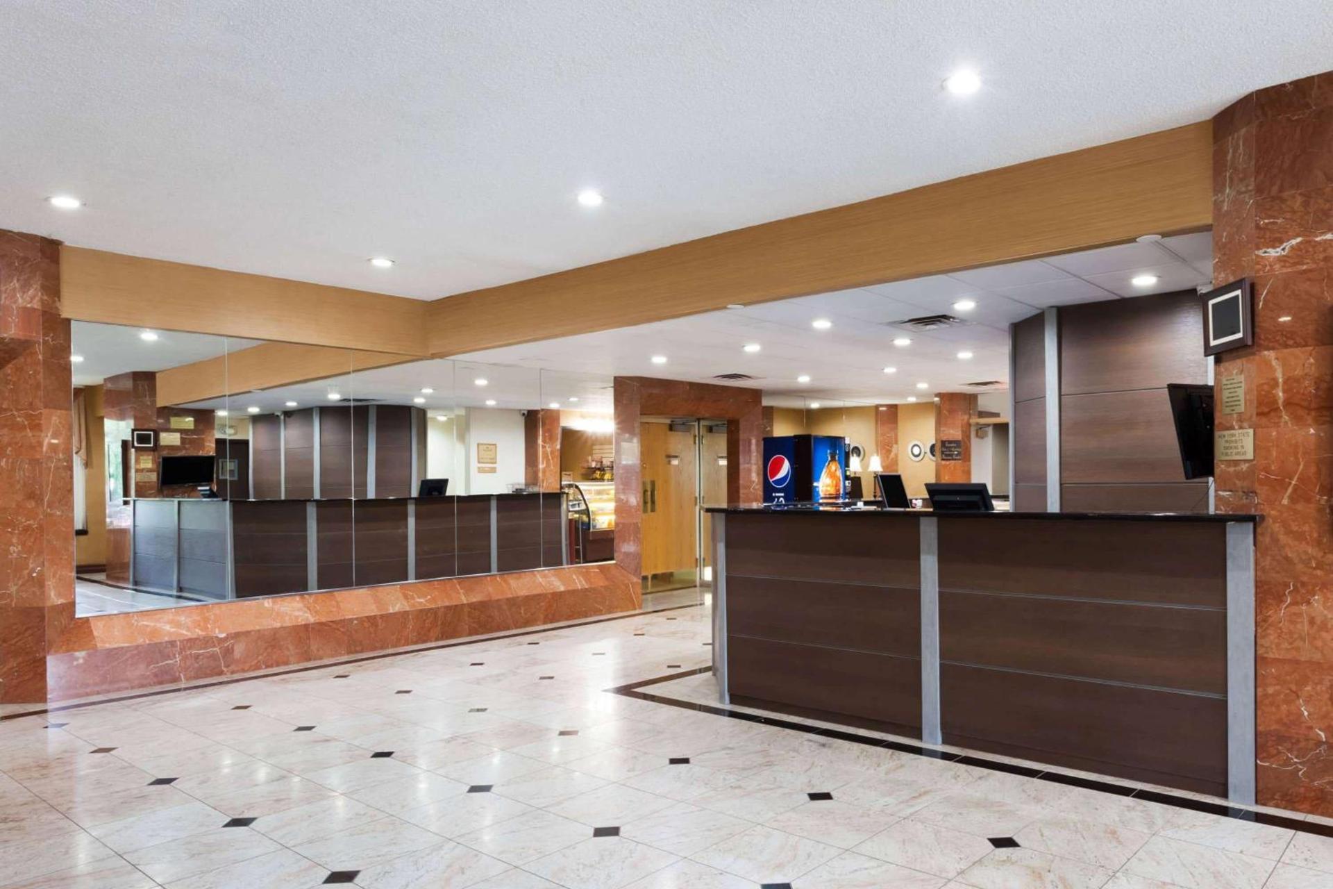 Ramada by Wyndham Newburgh/West Point photo 5