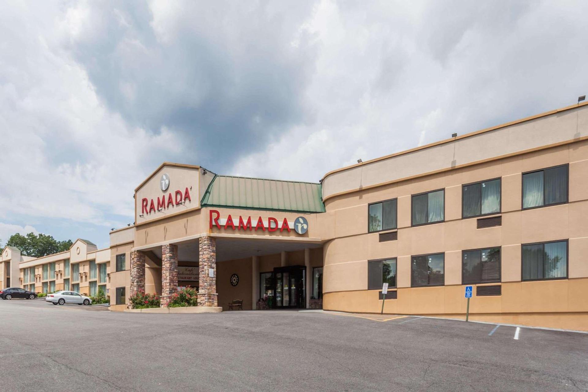 Ramada by Wyndham Newburgh/West Point — hotel in Newburgh