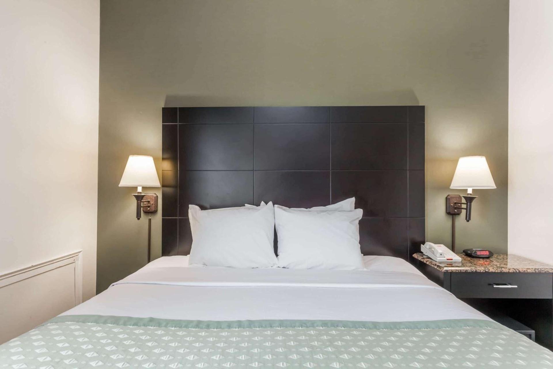 Ramada by Wyndham Newburgh/West Point photo 13