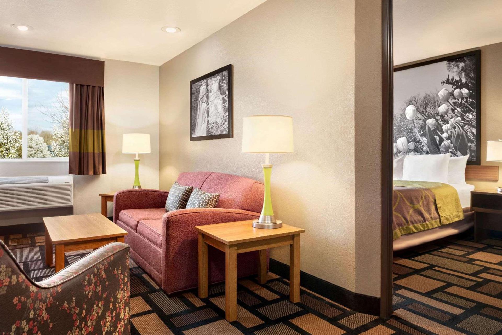 Super 8 by Wyndham Akron S/Green/Uniontown OH photo 21