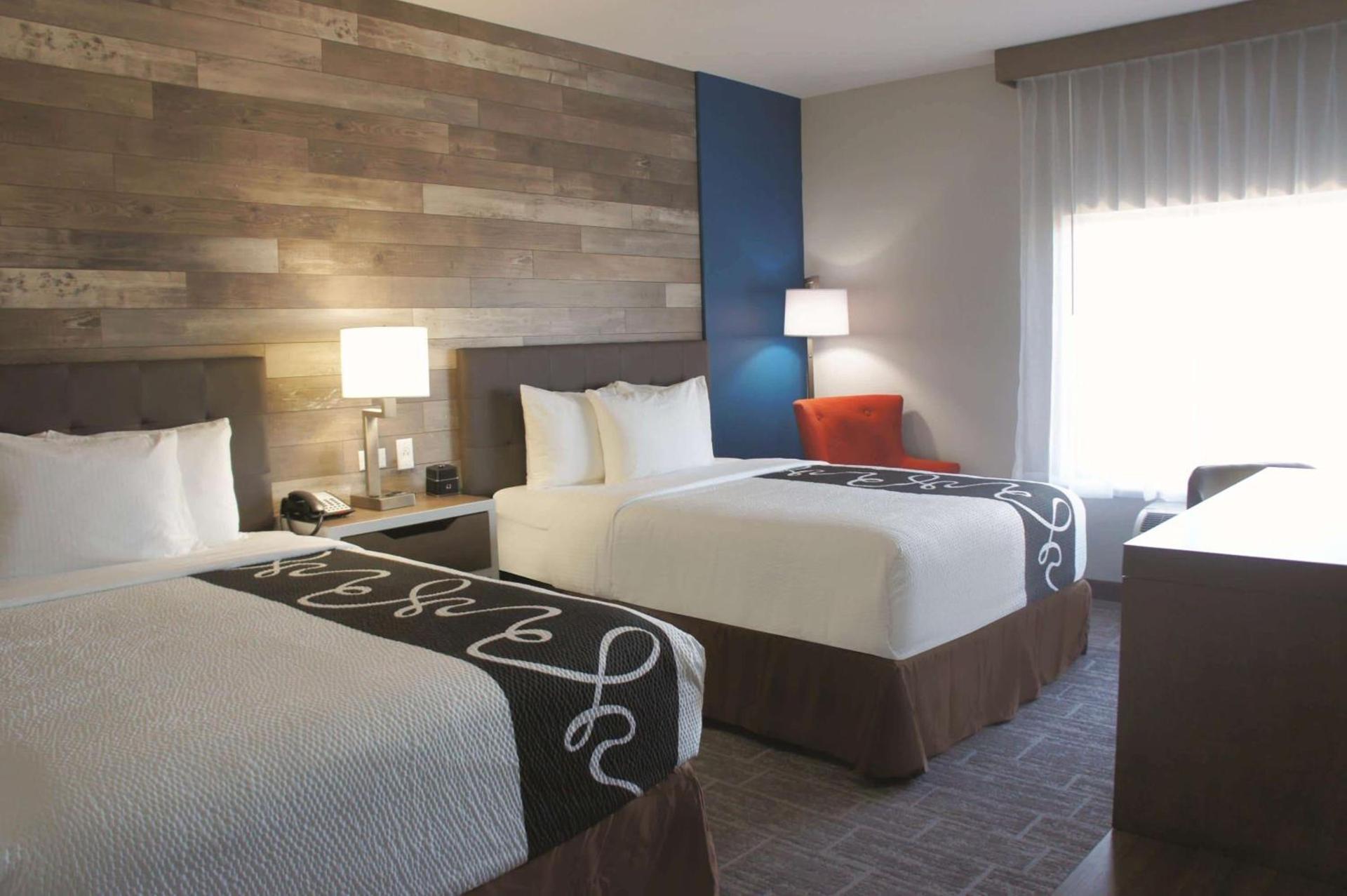 La Quinta by Wyndham Pittsburg photo 31