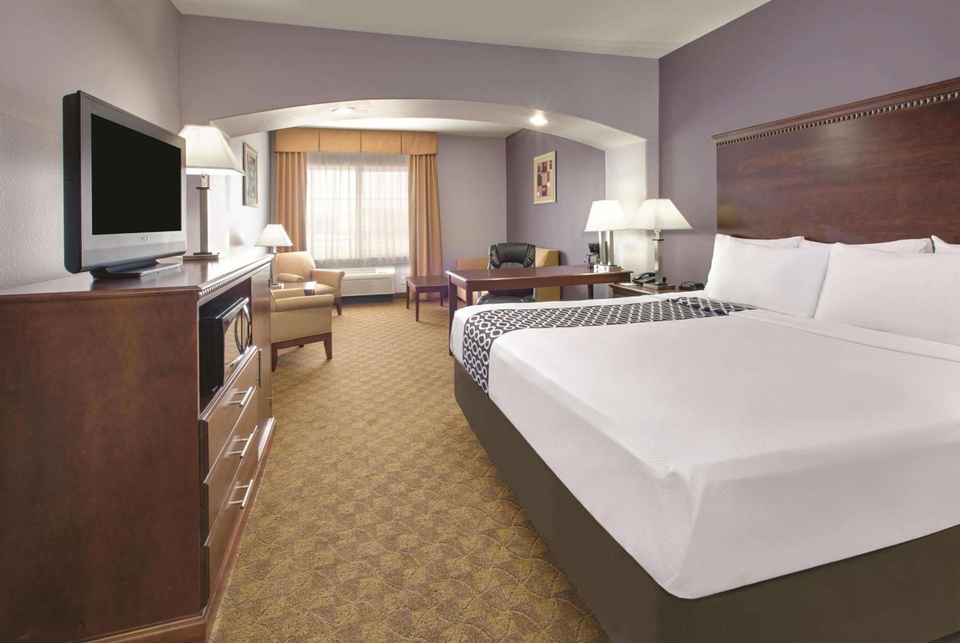 La Quinta by Wyndham Corsicana photo 3