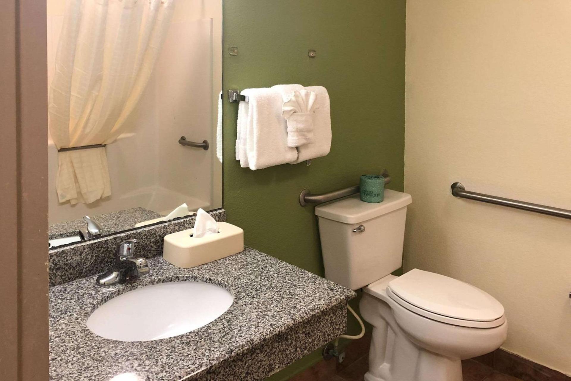 Quality Inn Elkton -St Augustine South photo 11