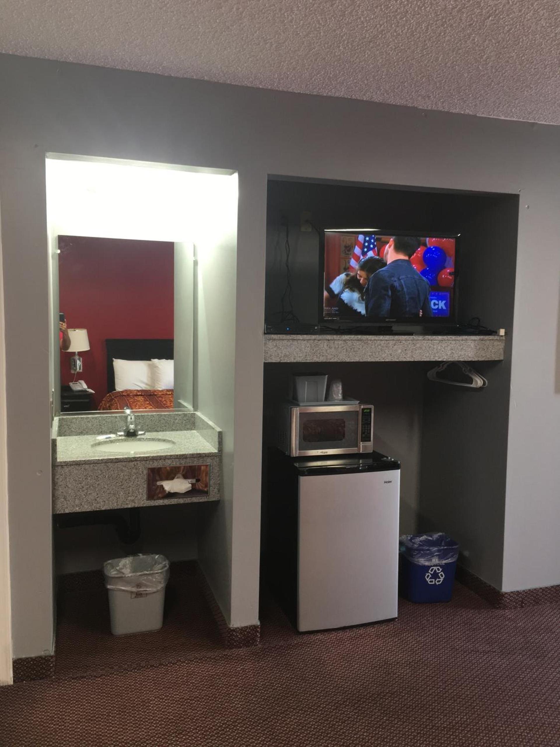 Haven Inn & Suites photo 20