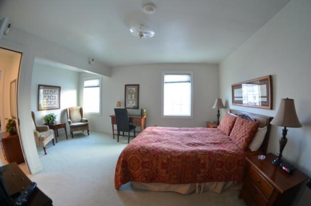Colony Inn photo 2