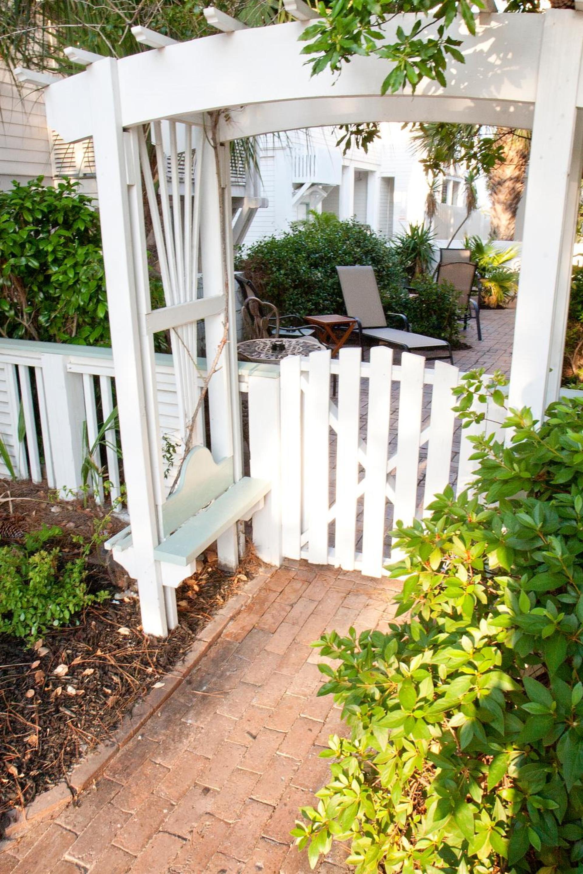 DeSoto Beach Gardens photo 22