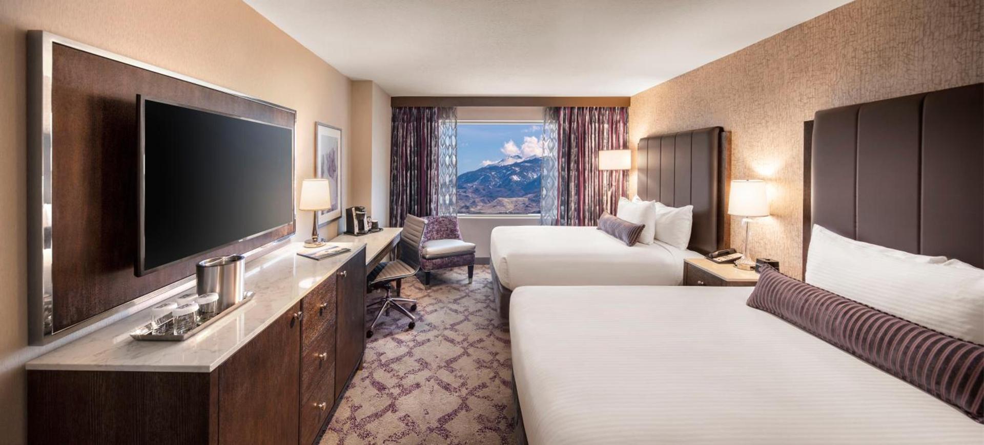 Silver Legacy Reno, A Caesars Destination photo 17