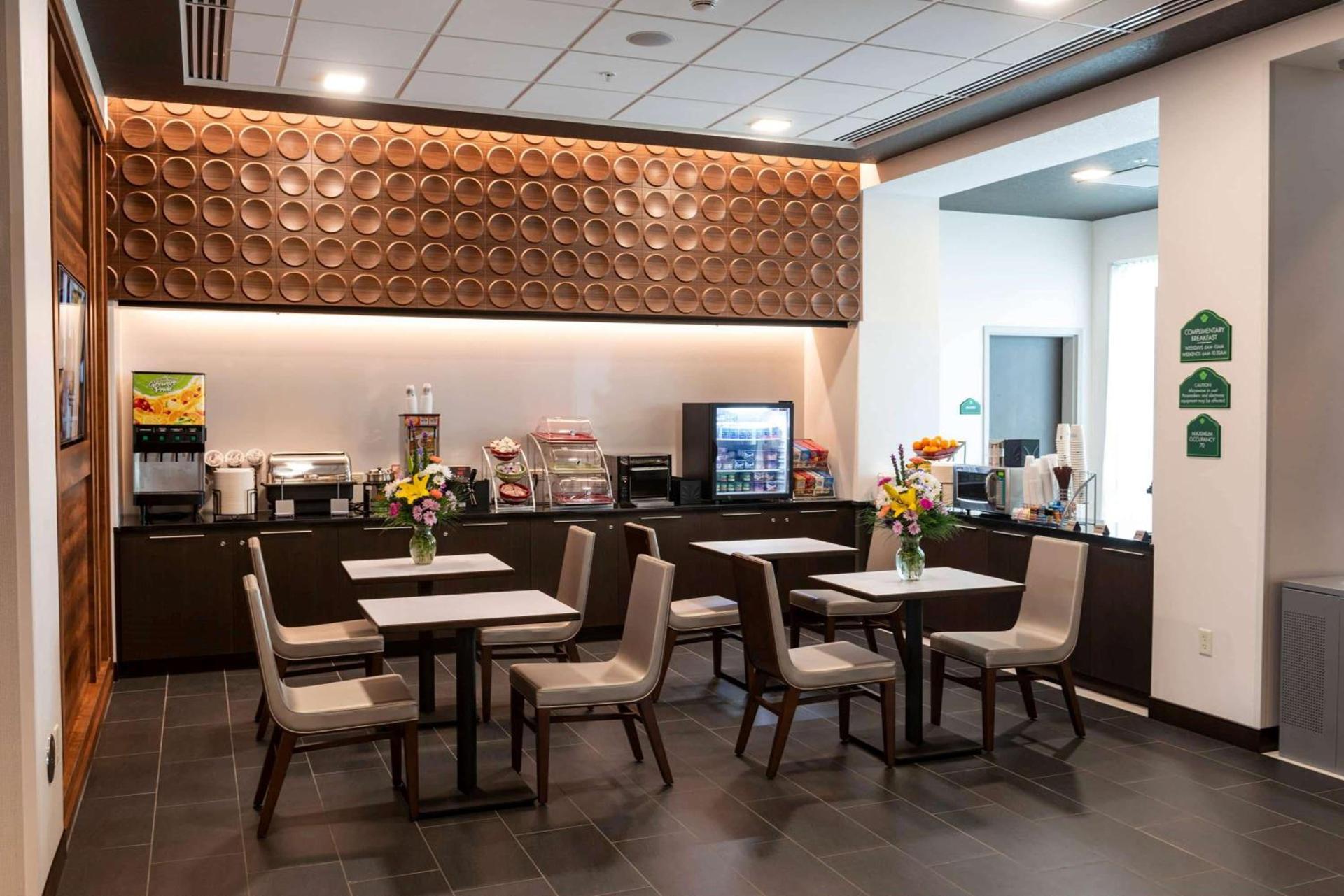 Wingate by Wyndham Angola photo 74