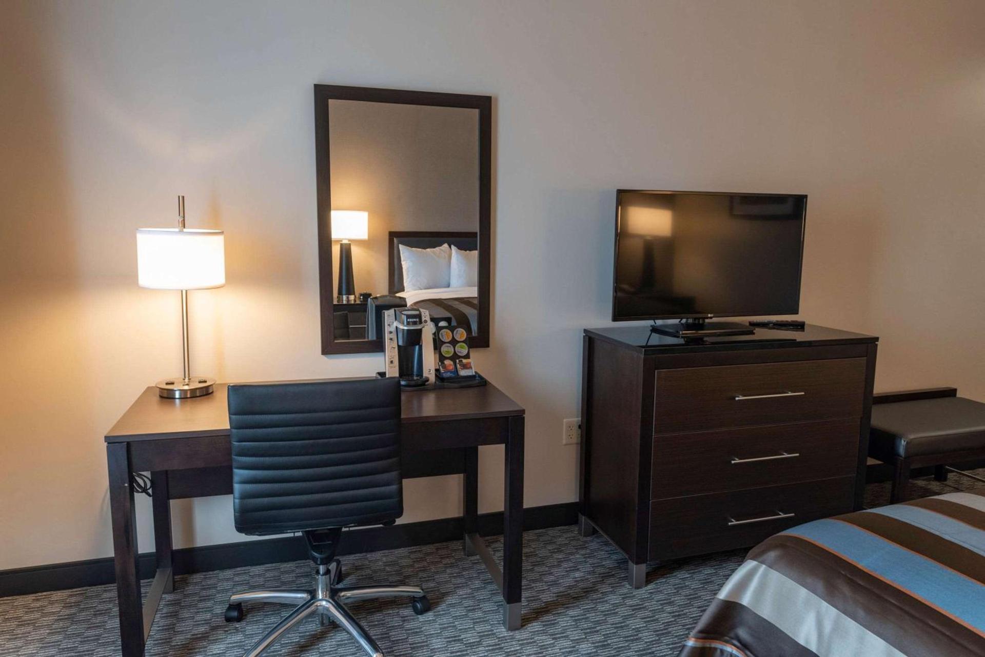 Wingate by Wyndham Angola photo 56