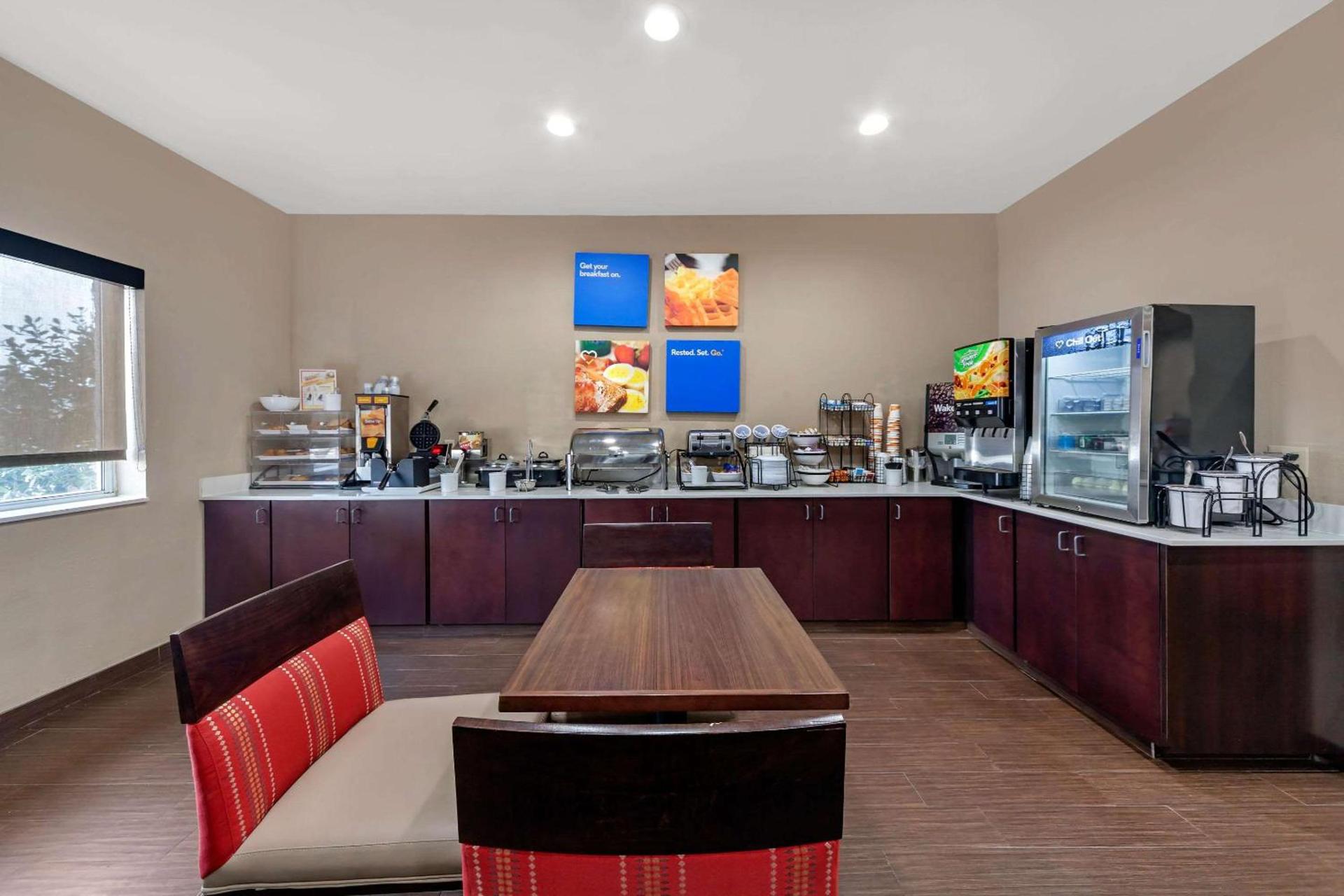 Comfort Inn Oklahoma City South - I-240 photo 26
