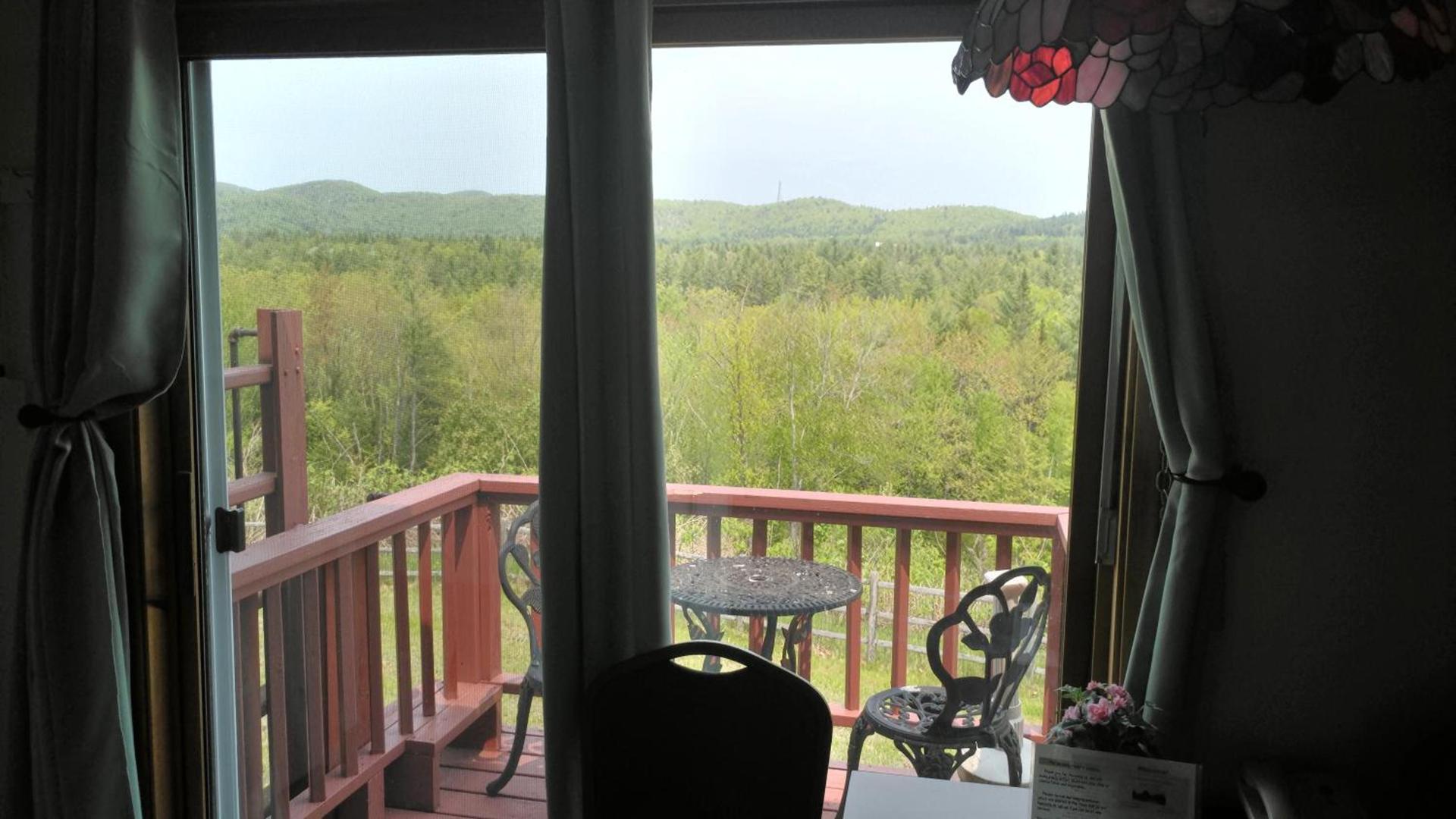 Midway Lodging photo 13