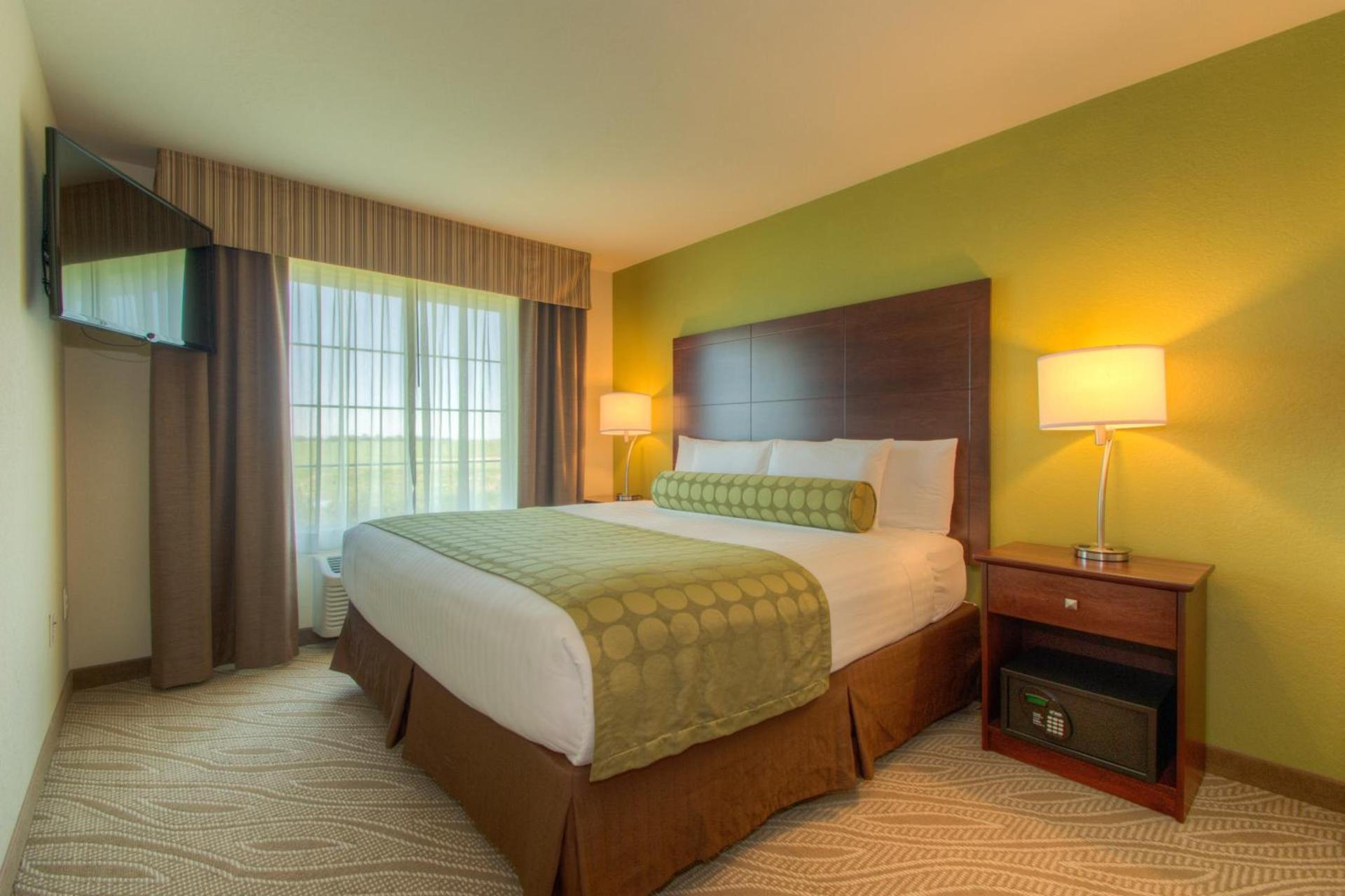 Cobblestone Inn & Suites - Holyoke photo 6