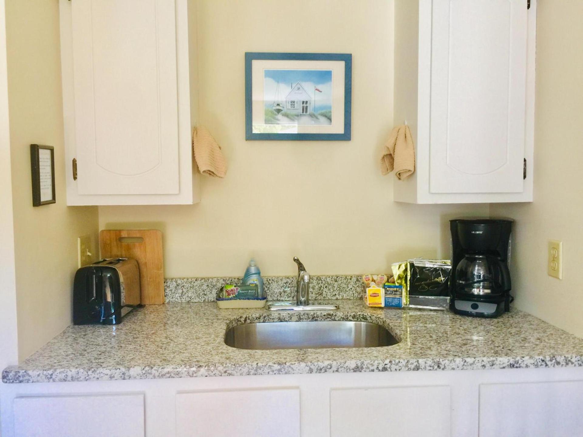 Sesuit Harbor House photo 15