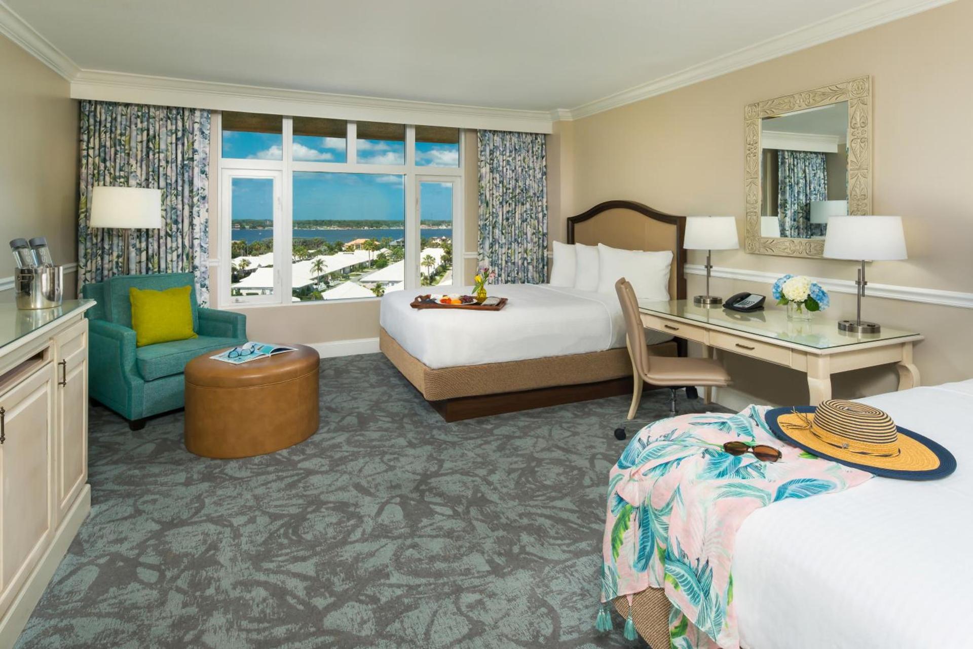 The Shores Resort & Spa photo 10