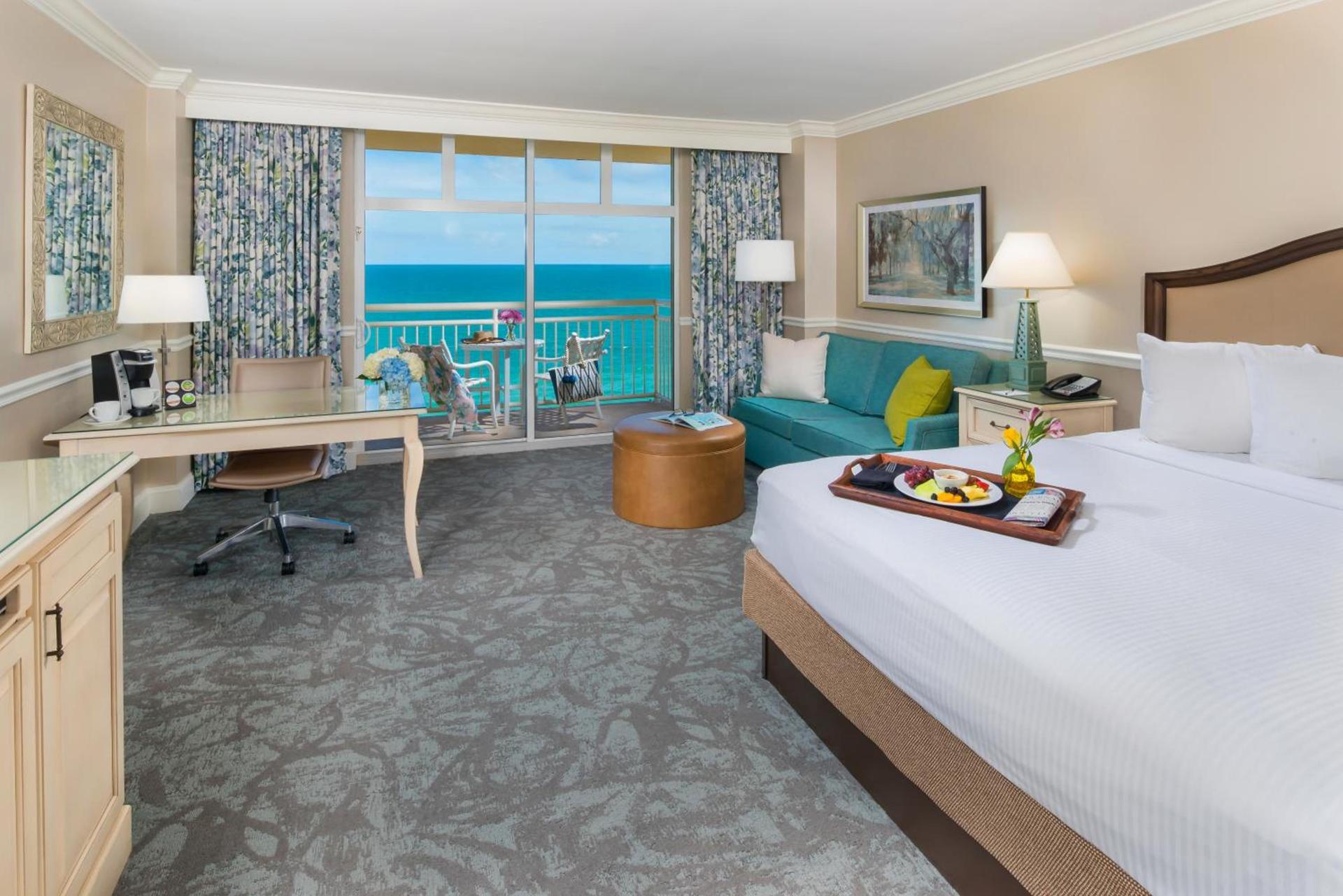 The Shores Resort & Spa photo 9