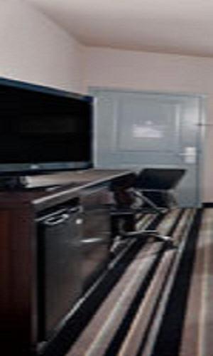 Super 8 by Wyndham Dilley TX photo 26