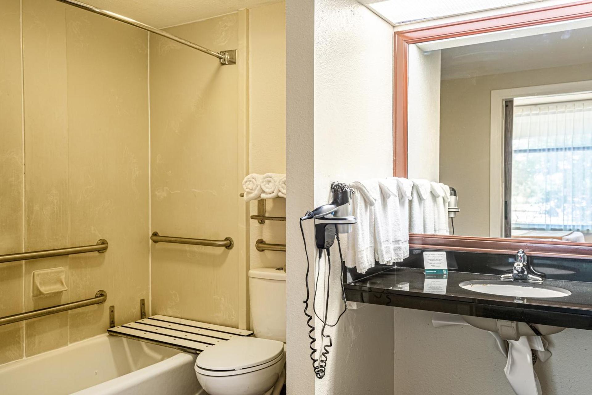 Quality Inn Boca Raton University Area photo 16