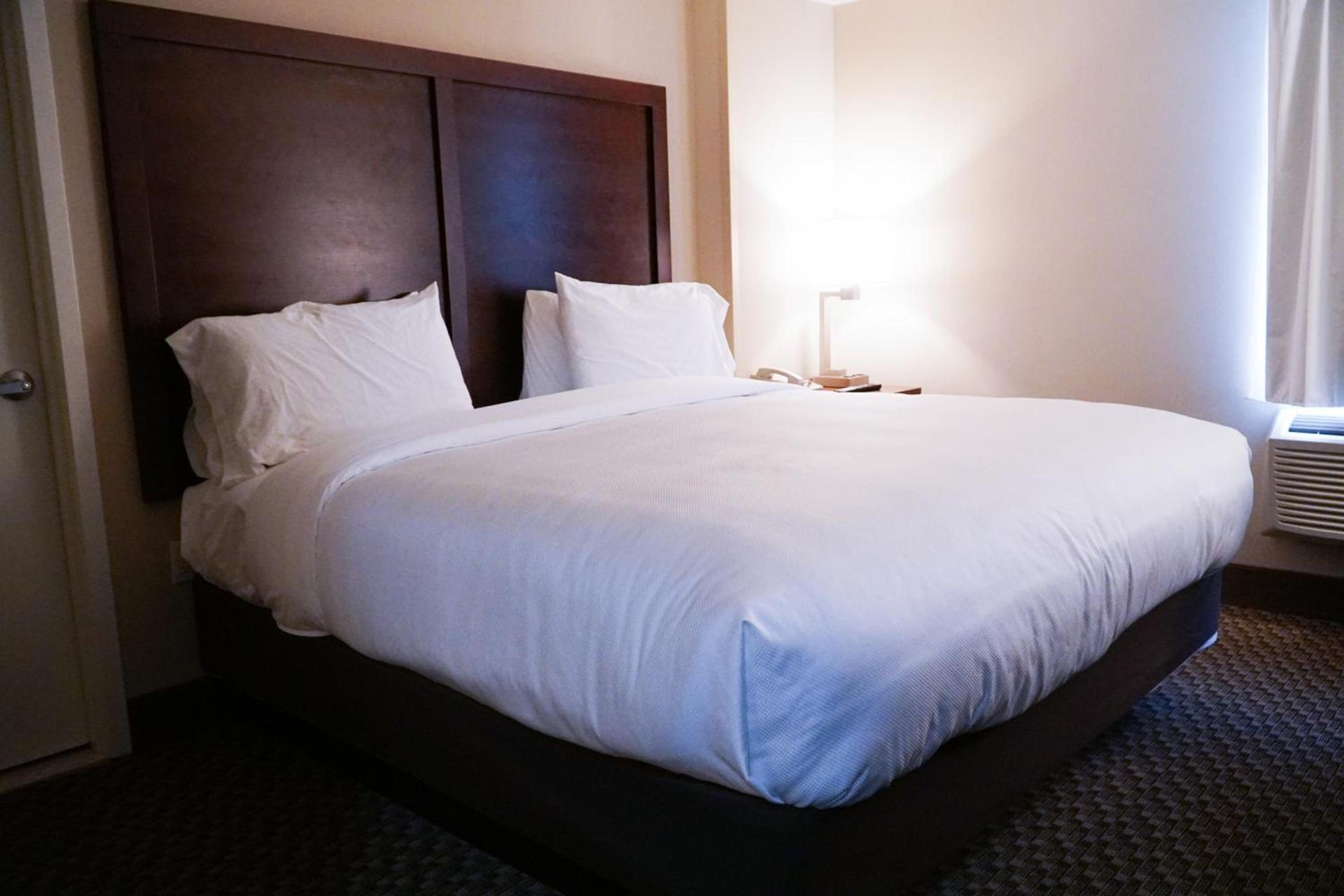 Hotel Mint JFK Airport photo 18