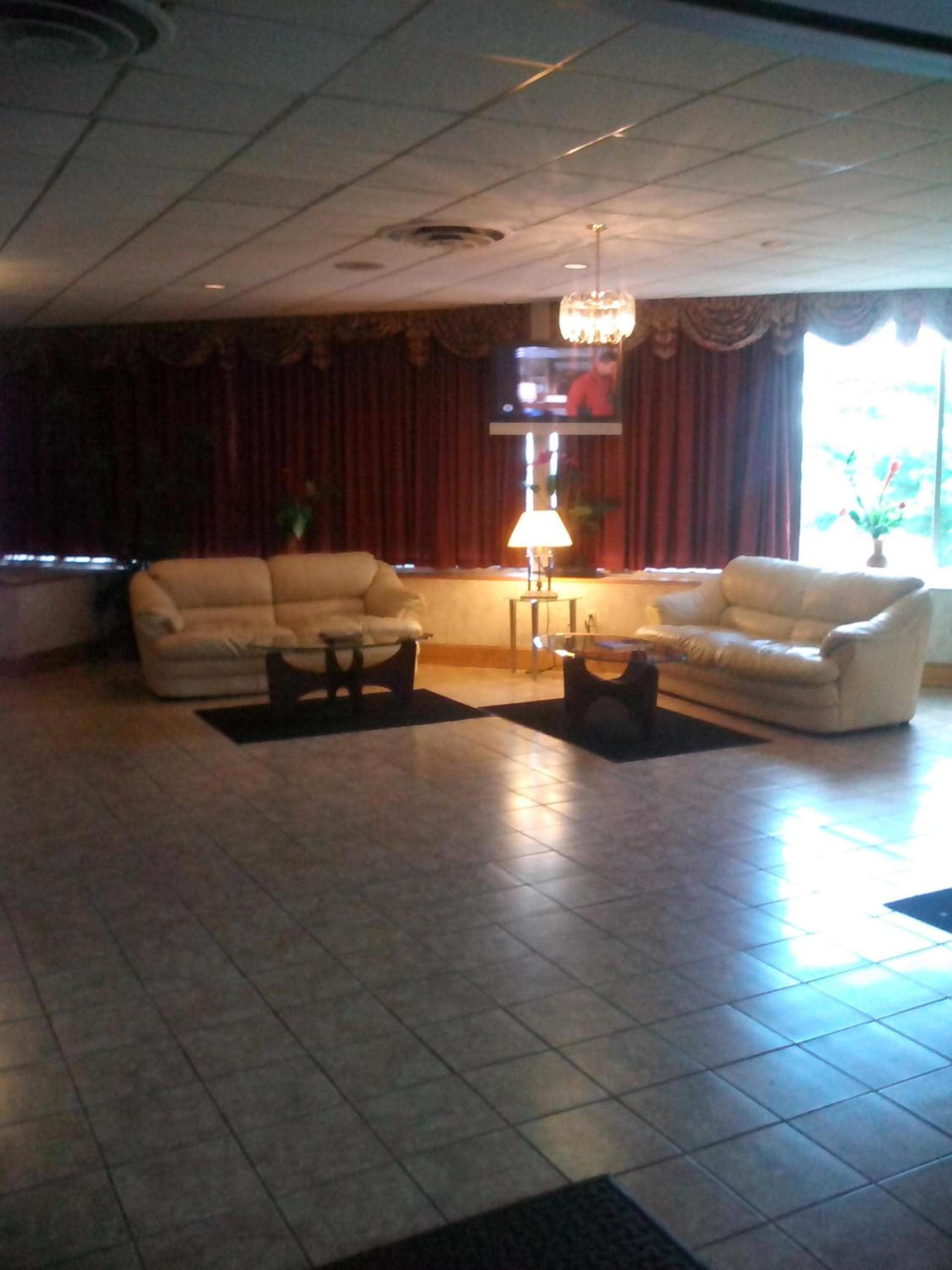 Regency Inn Richmond photo 17
