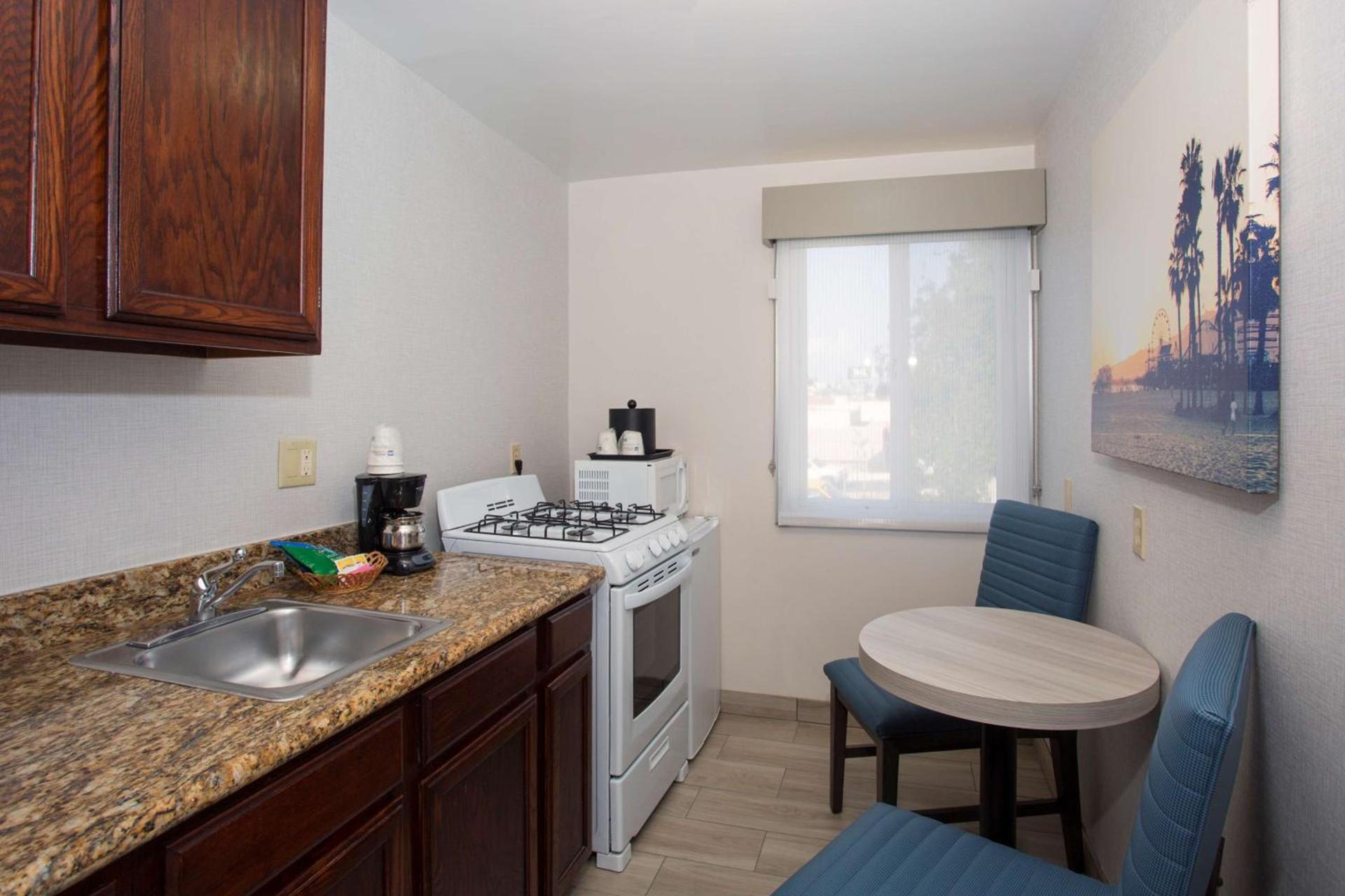 SureStay Hotel by Best Western Santa Monica photo 55