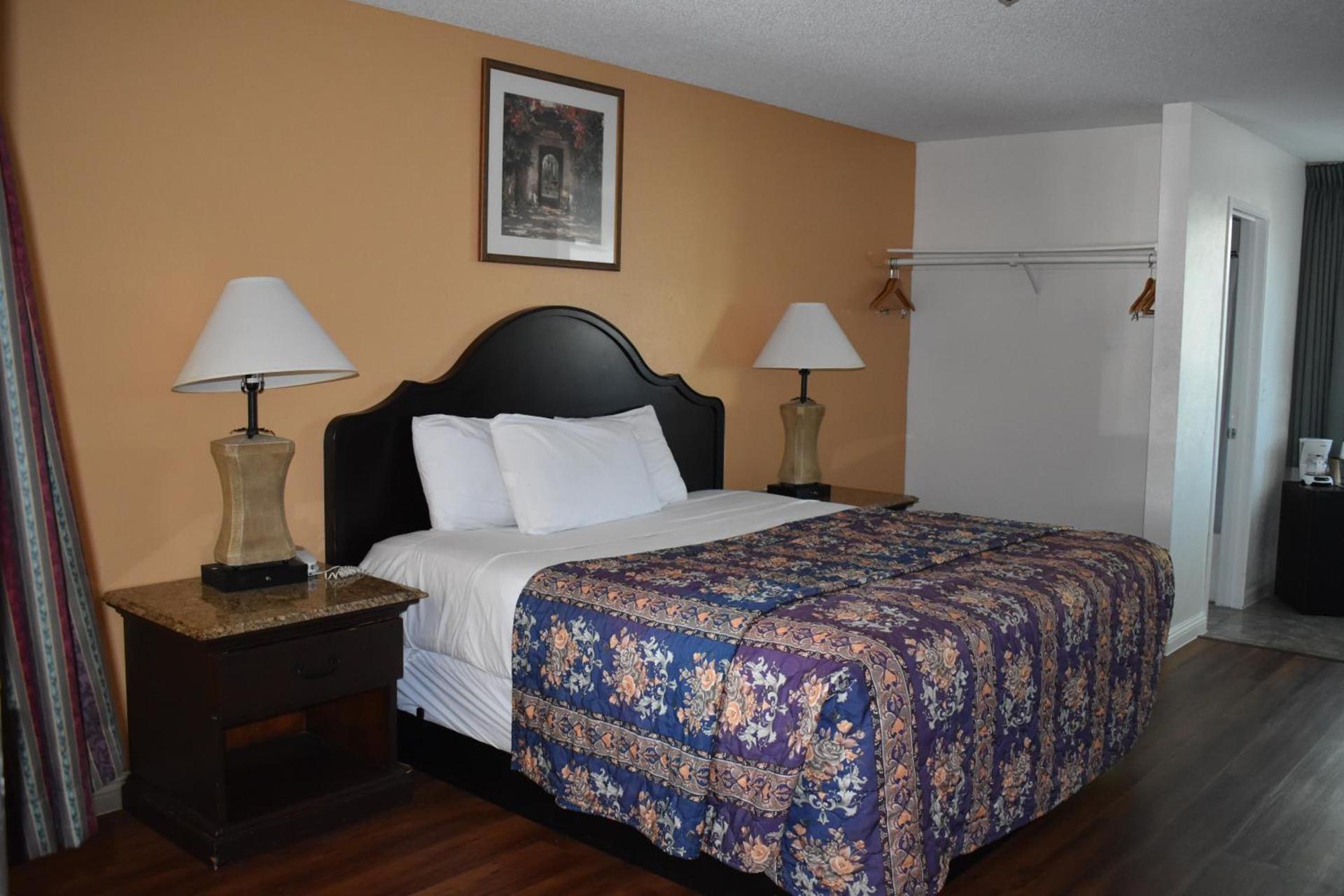 Valley Hotel photo 26