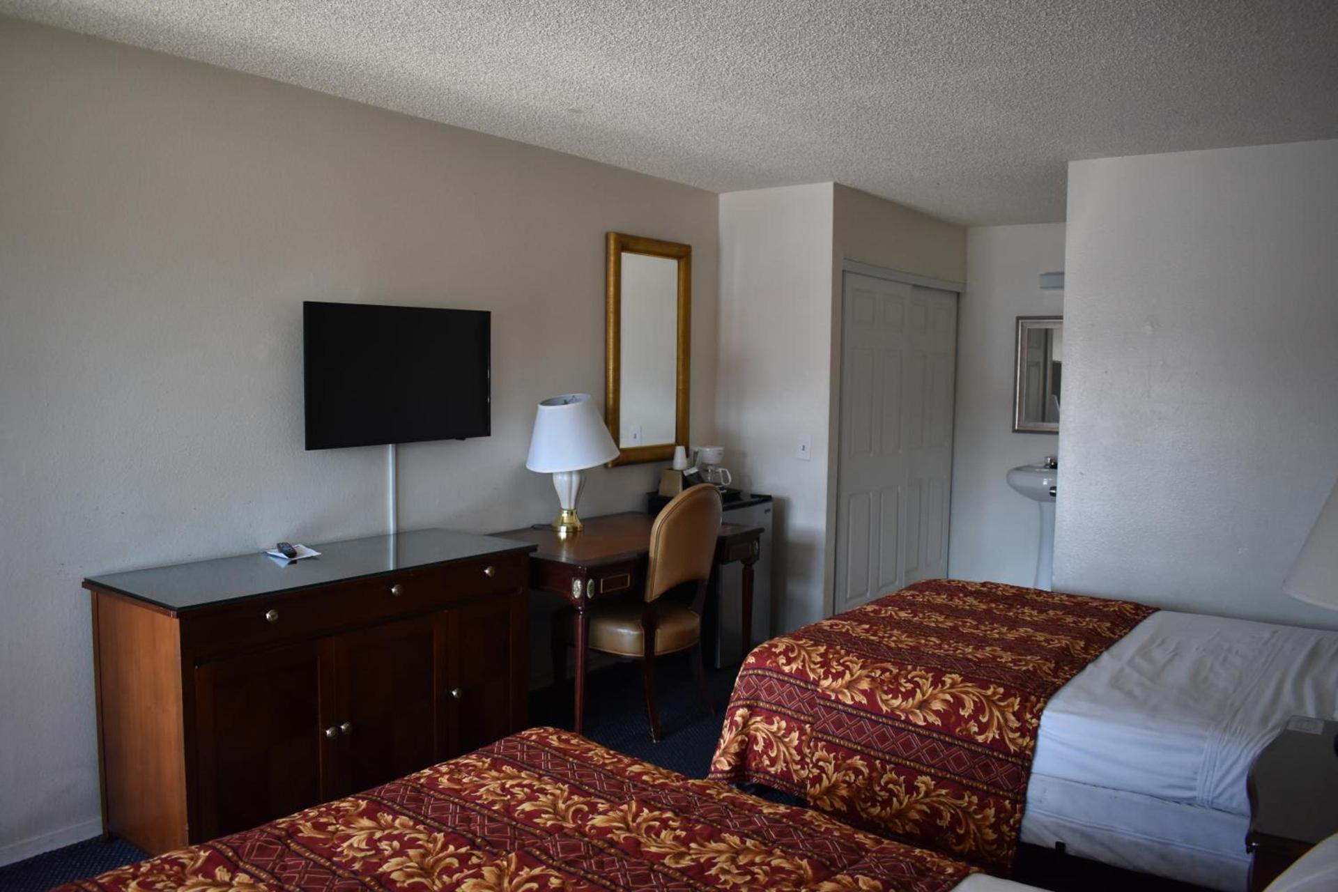 Valley Hotel photo 24