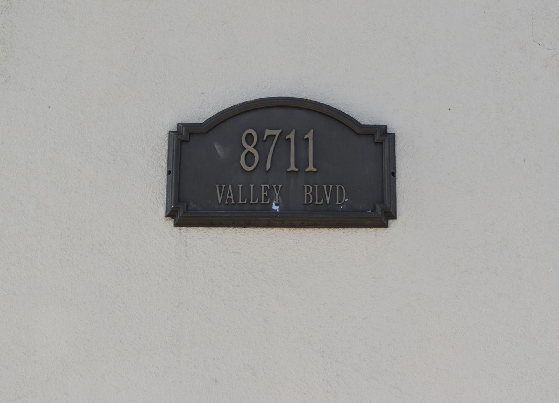 Valley Hotel photo 15