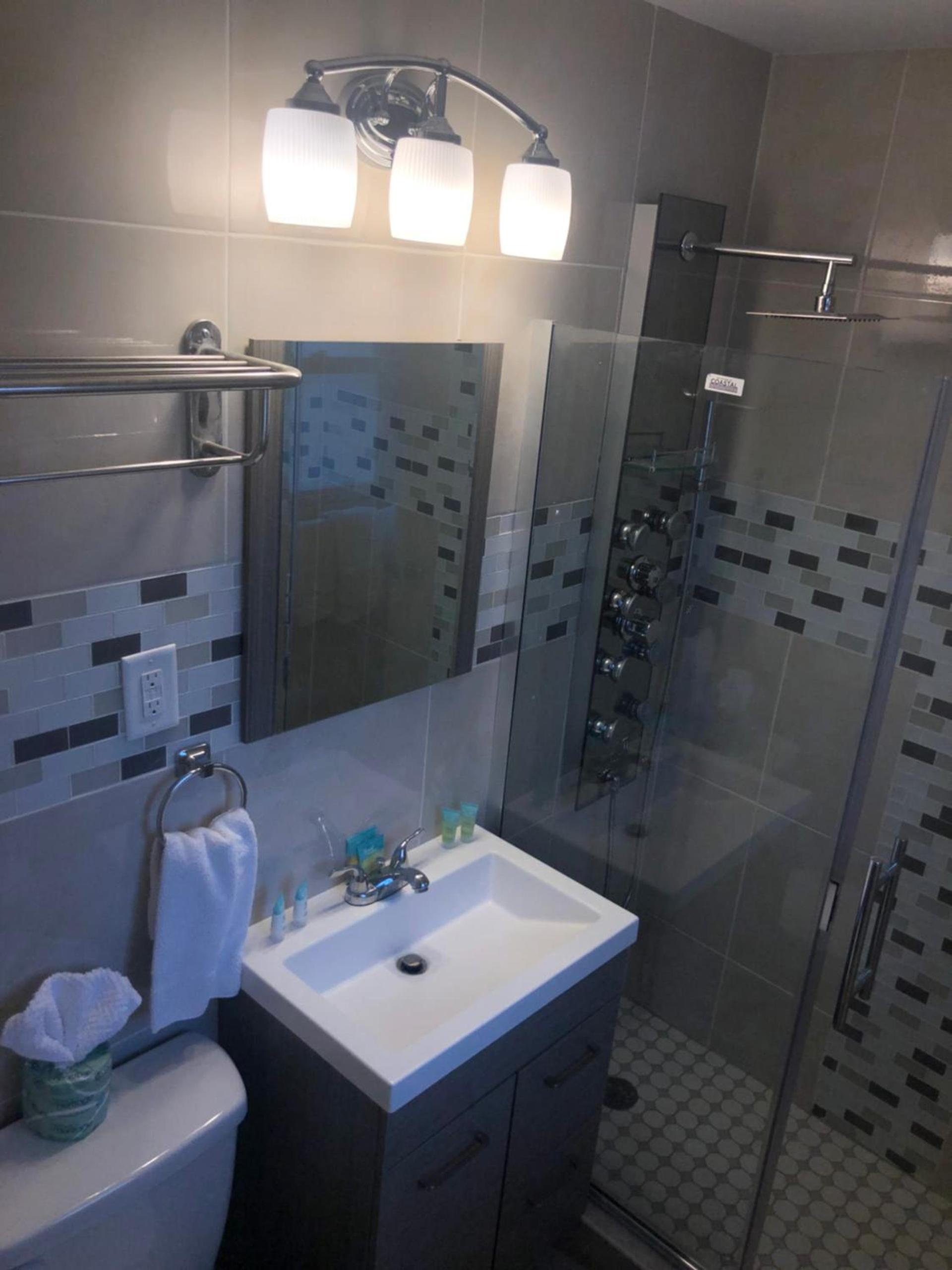 Sunrise Inn photo 24