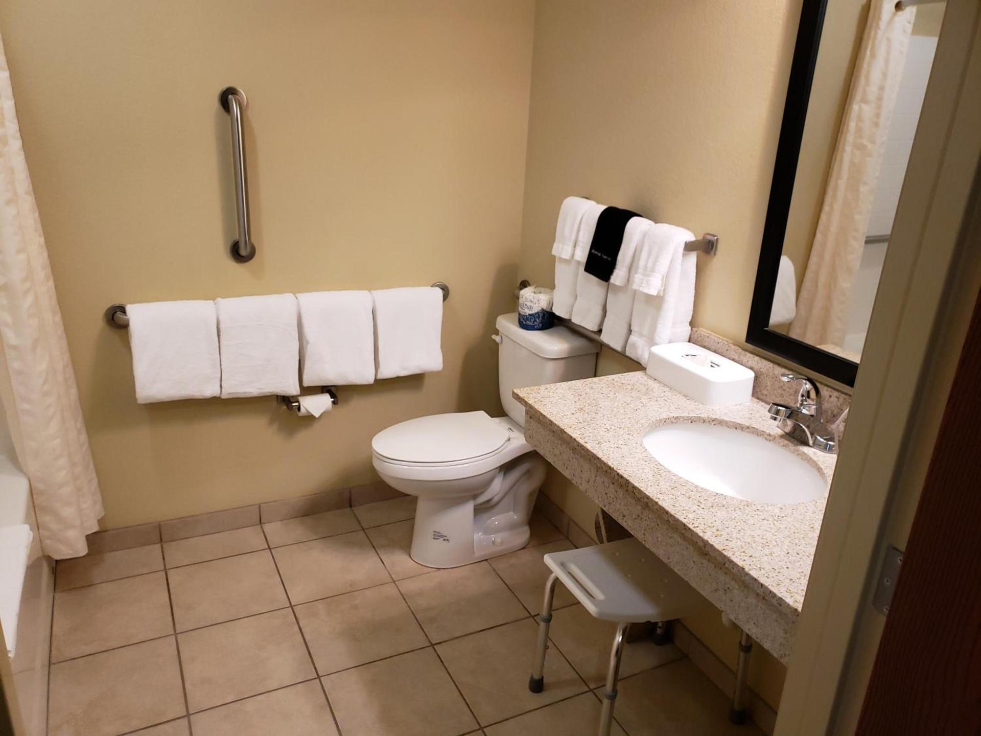 Cobblestone Inn & Suites - Holyoke photo 5