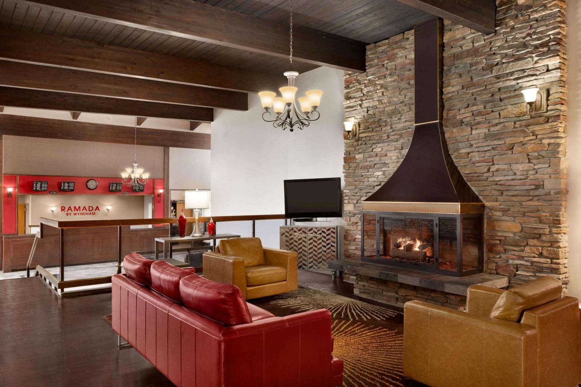 Ramada by Wyndham Spokane Airport photo 4