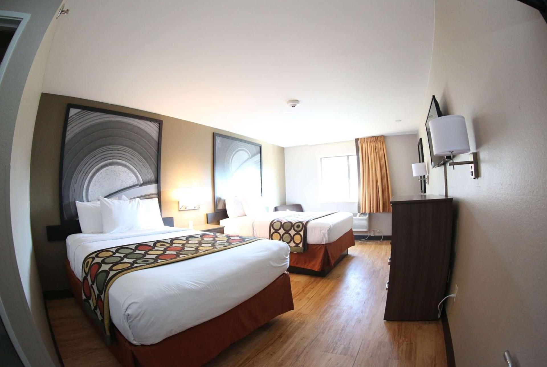 Super 8 by Wyndham Portsmouth photo 9