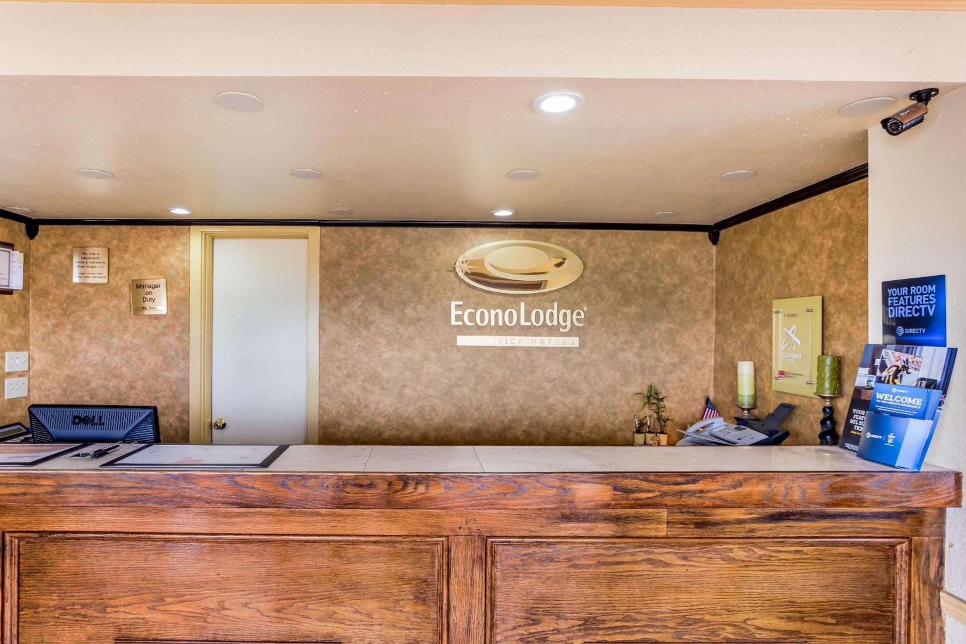 Econo Lodge McAlester photo 3