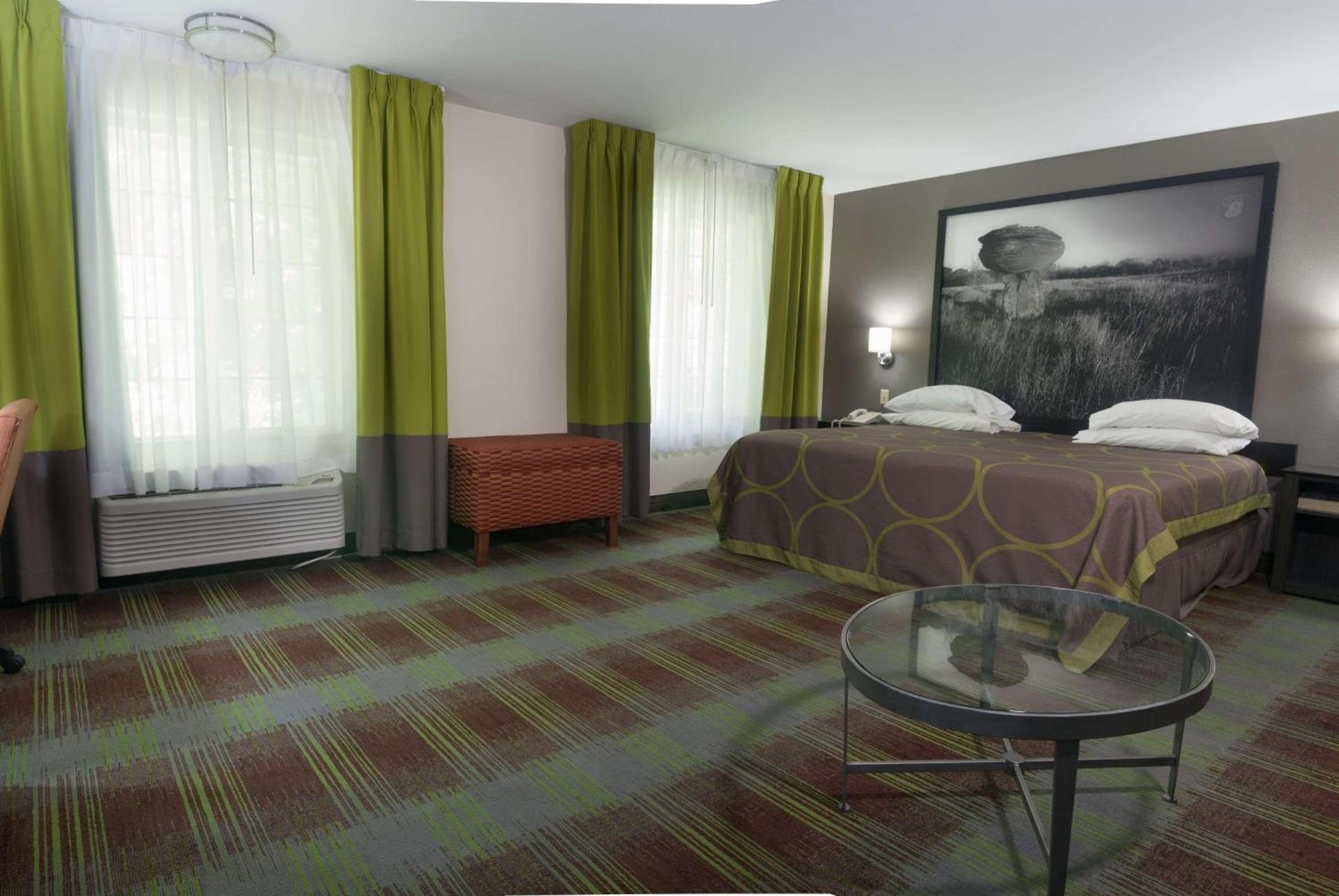 Super 8 by Wyndham Arkansas City KS photo 25