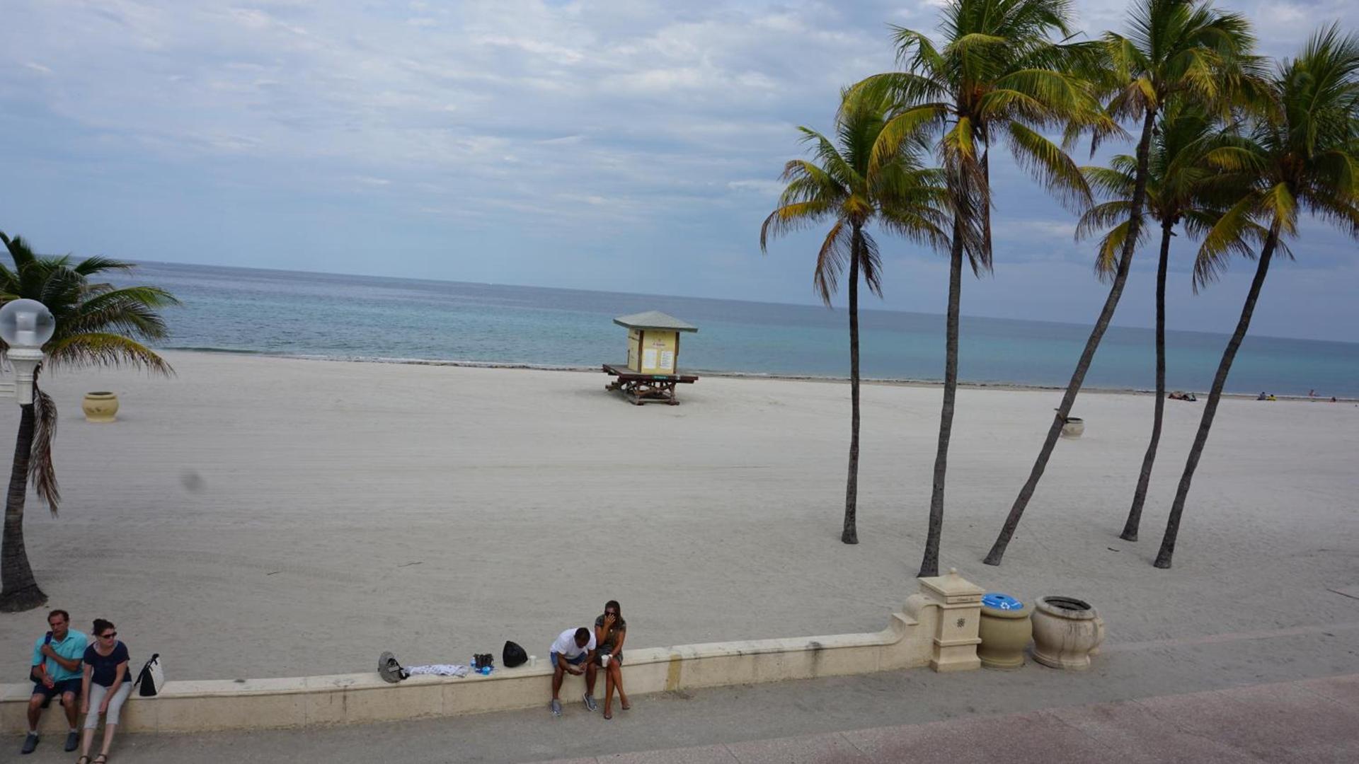 Golden Sand Oceanfront photo 21
