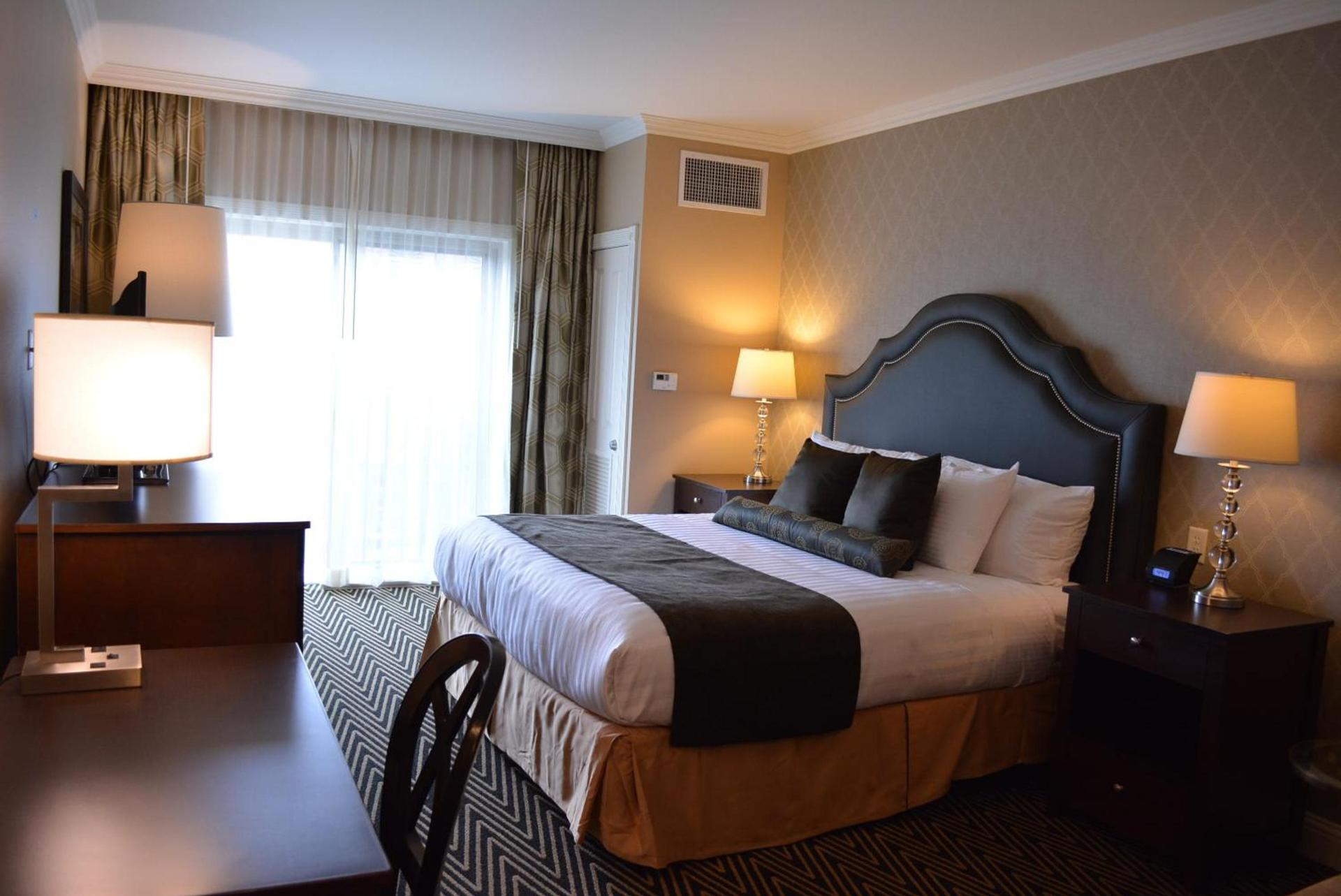 Majestic Inn and Spa photo 26