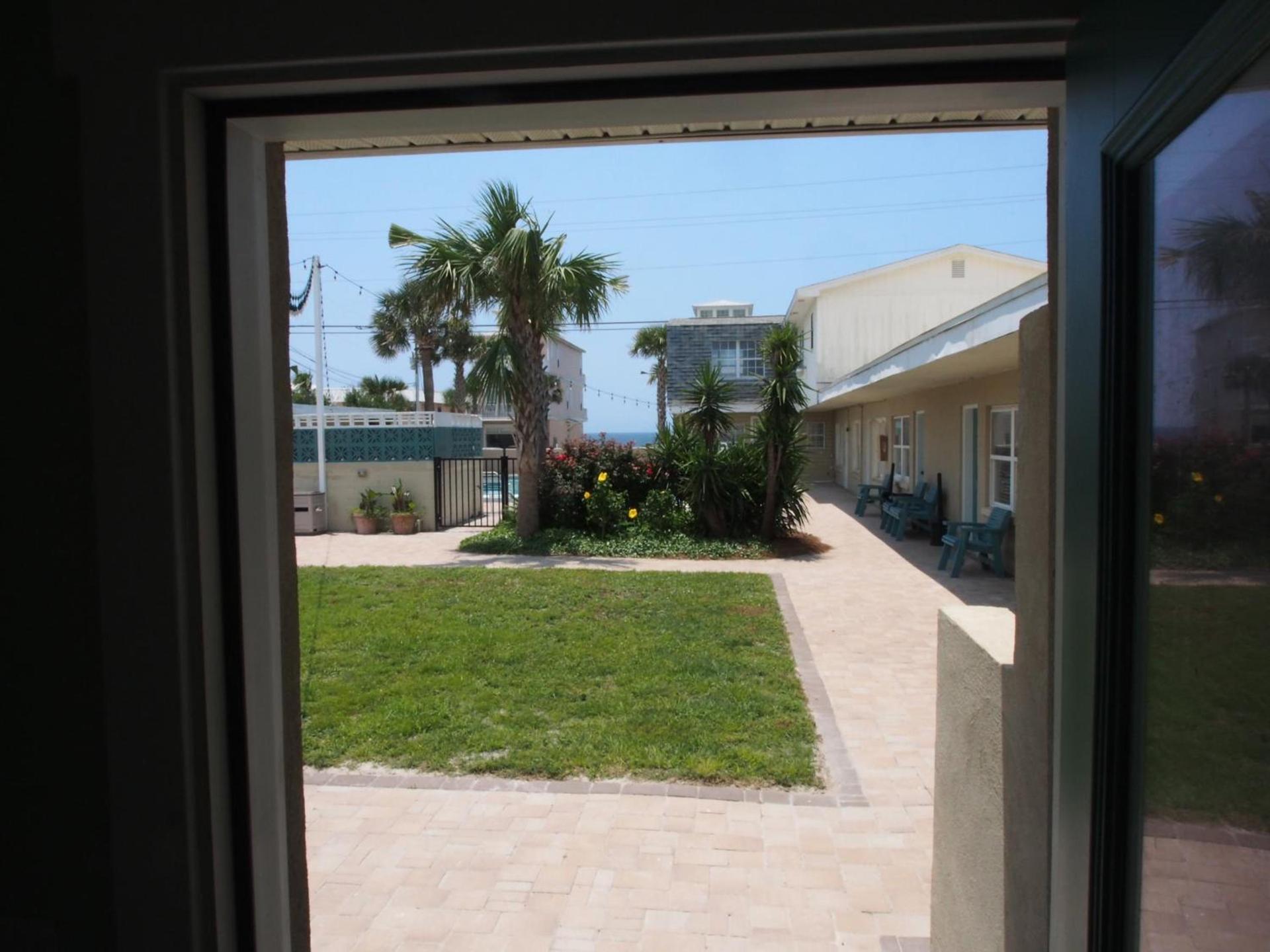 The Catalina photo 6