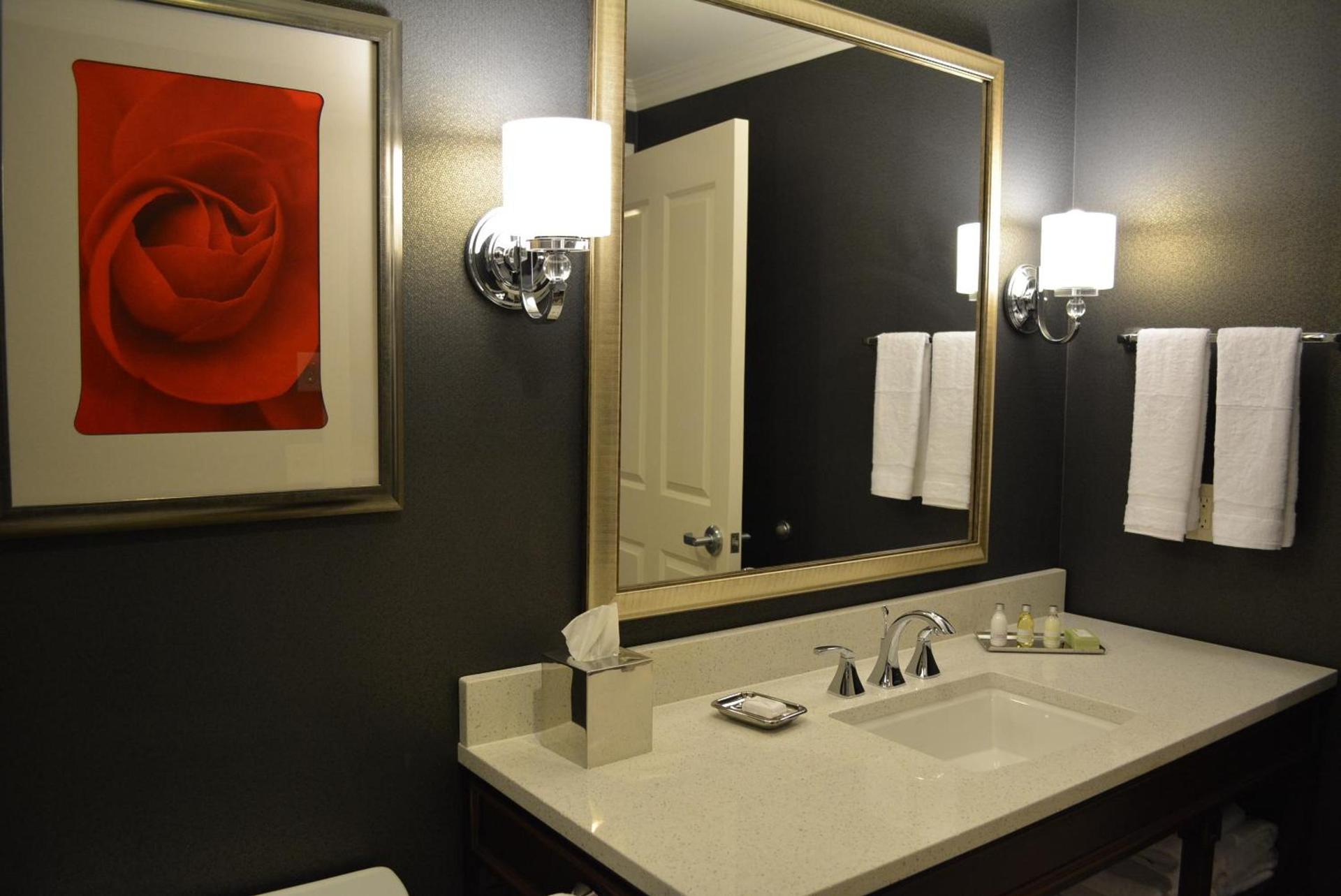 Majestic Inn and Spa photo 25