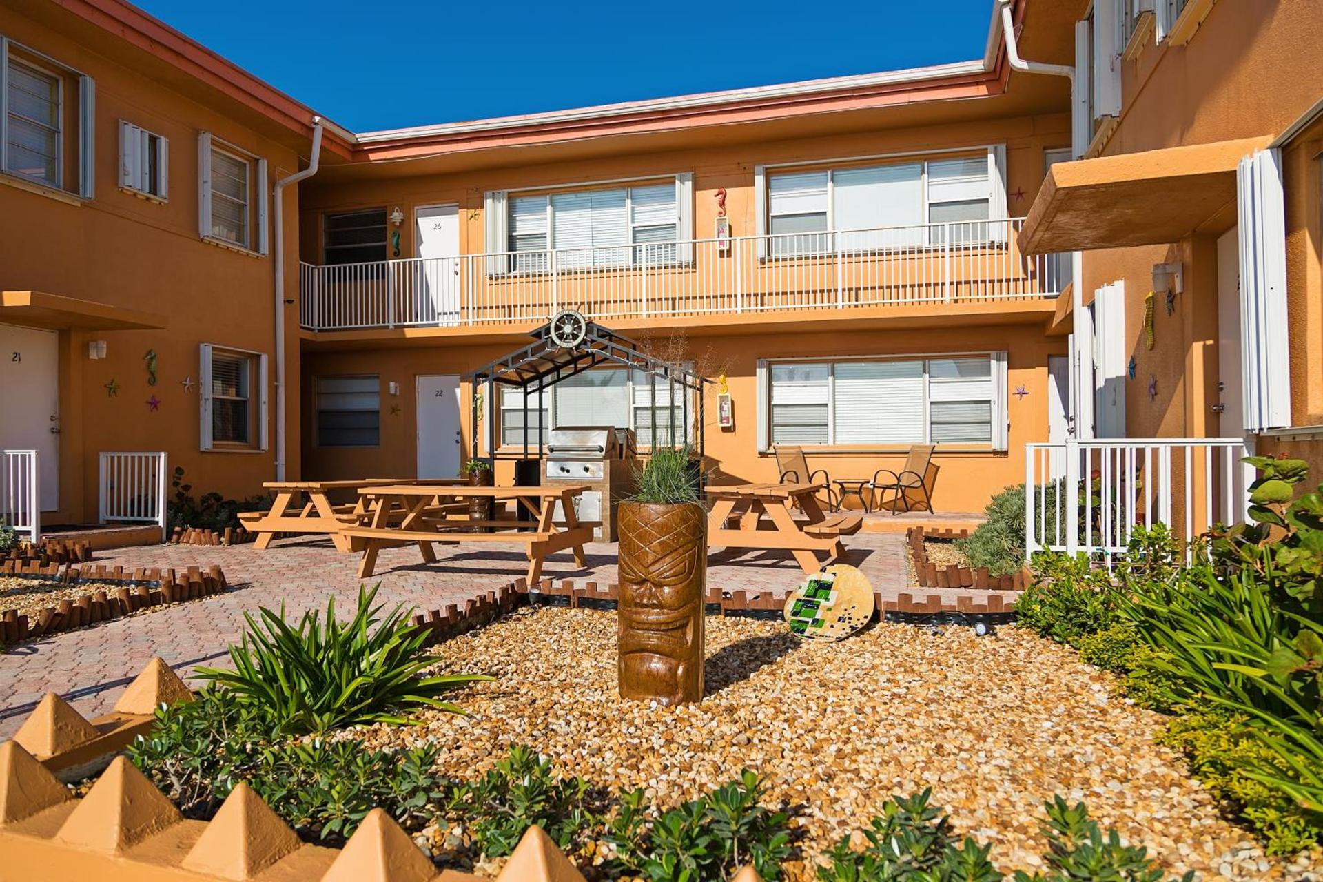 Riptide Oceanfront Hotel — hotel in Hollywood