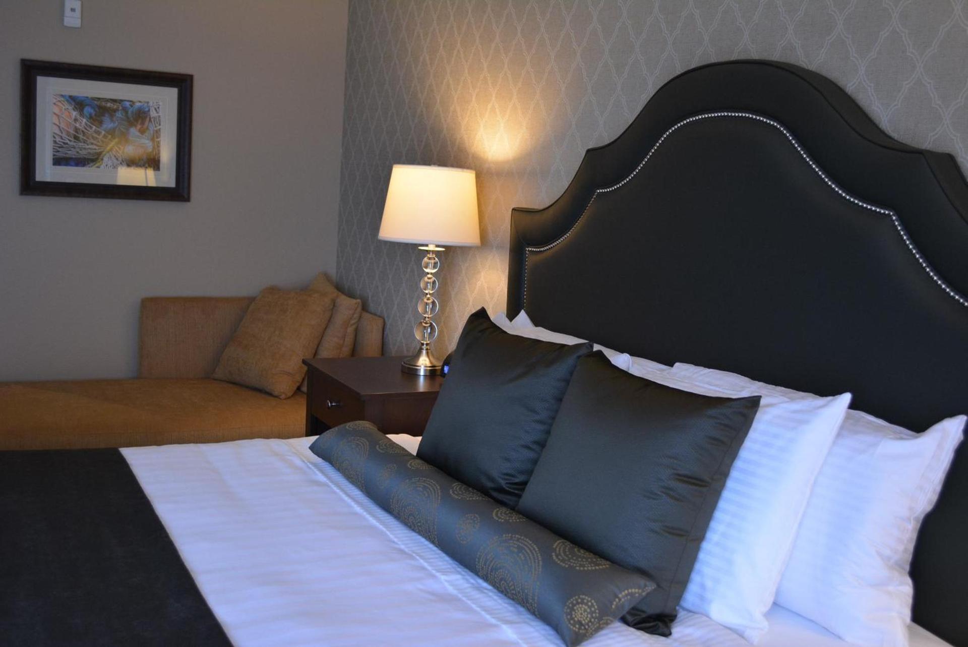 Majestic Inn and Spa photo 34