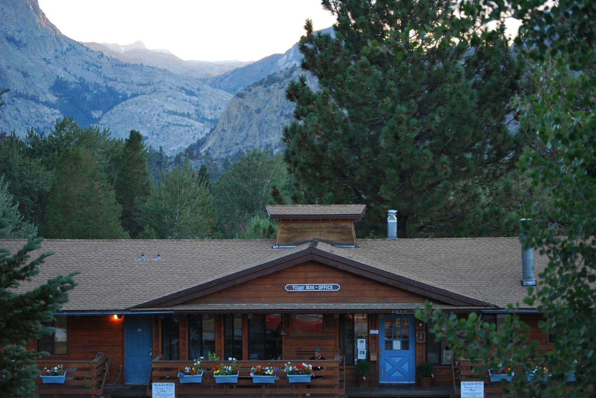 June Lake Villager — hotel in June Lake