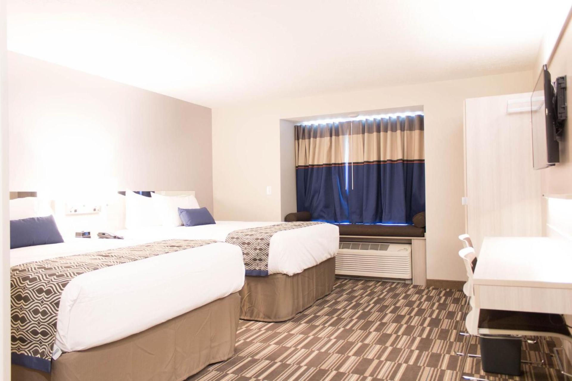 Microtel Inn & Suites by Wyndham Springville photo 7