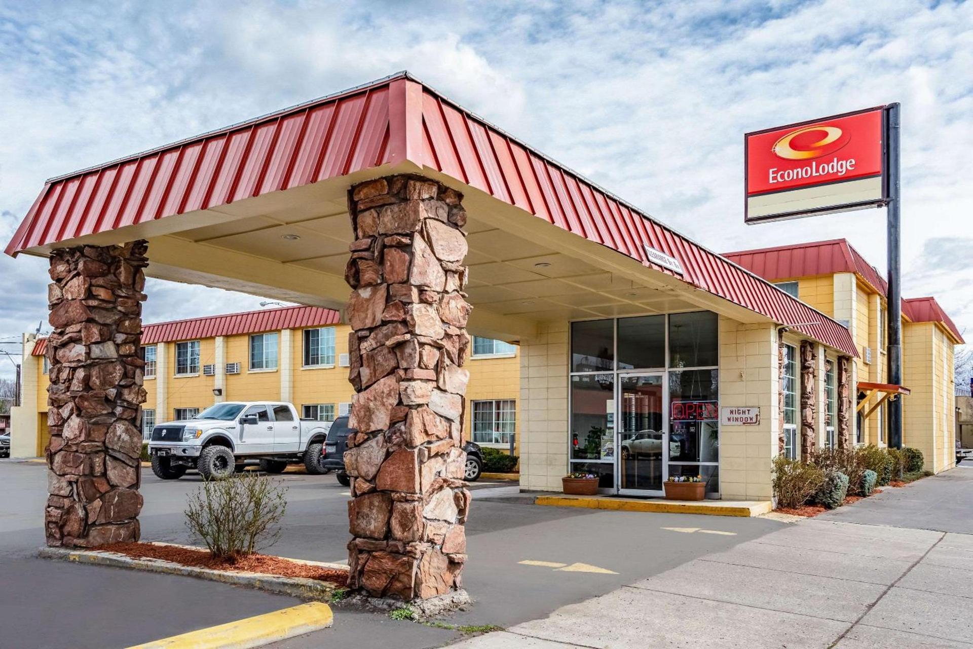 Econo Lodge photo 1