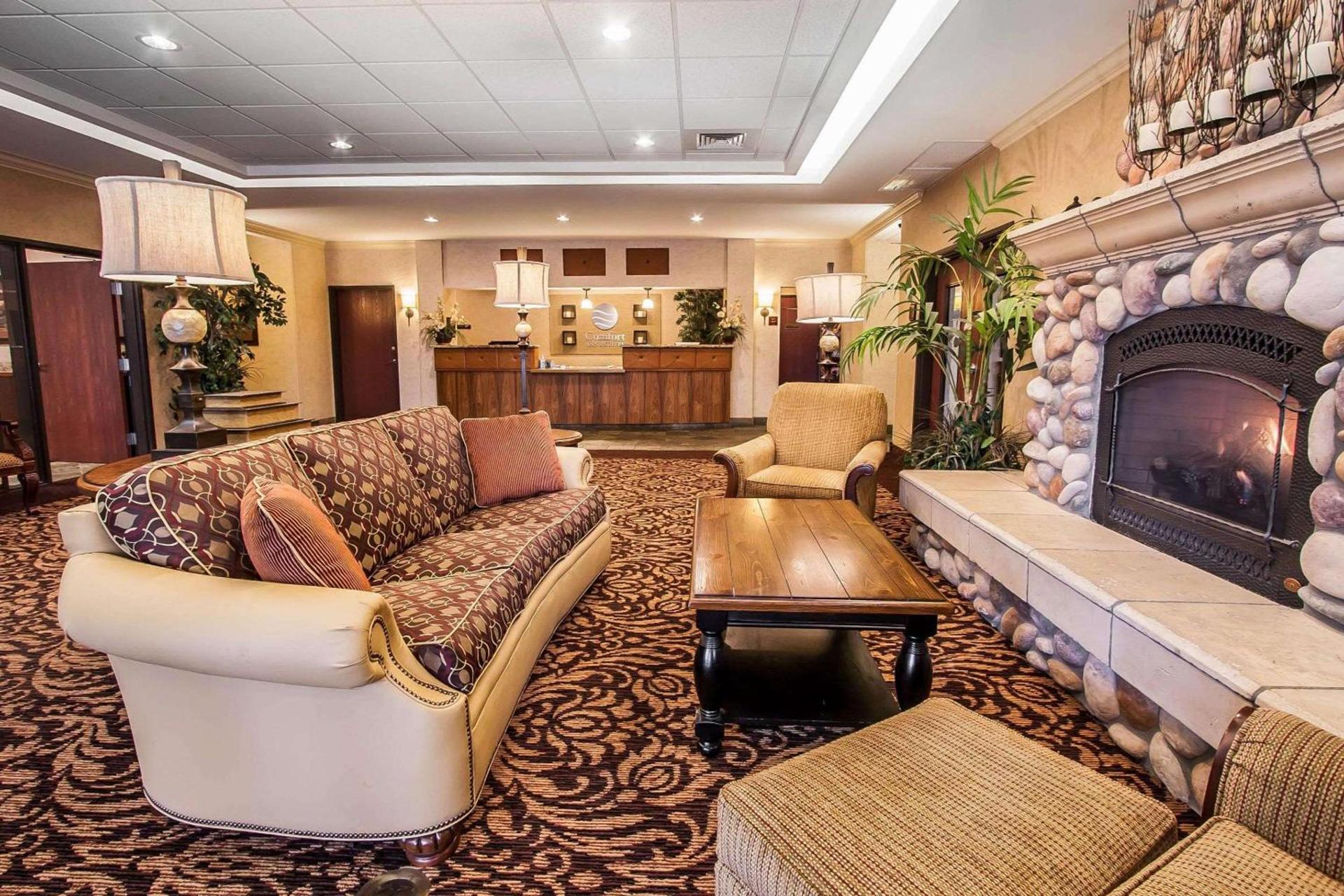 Comfort Inn & Suites McMinnville Wine Country photo 17
