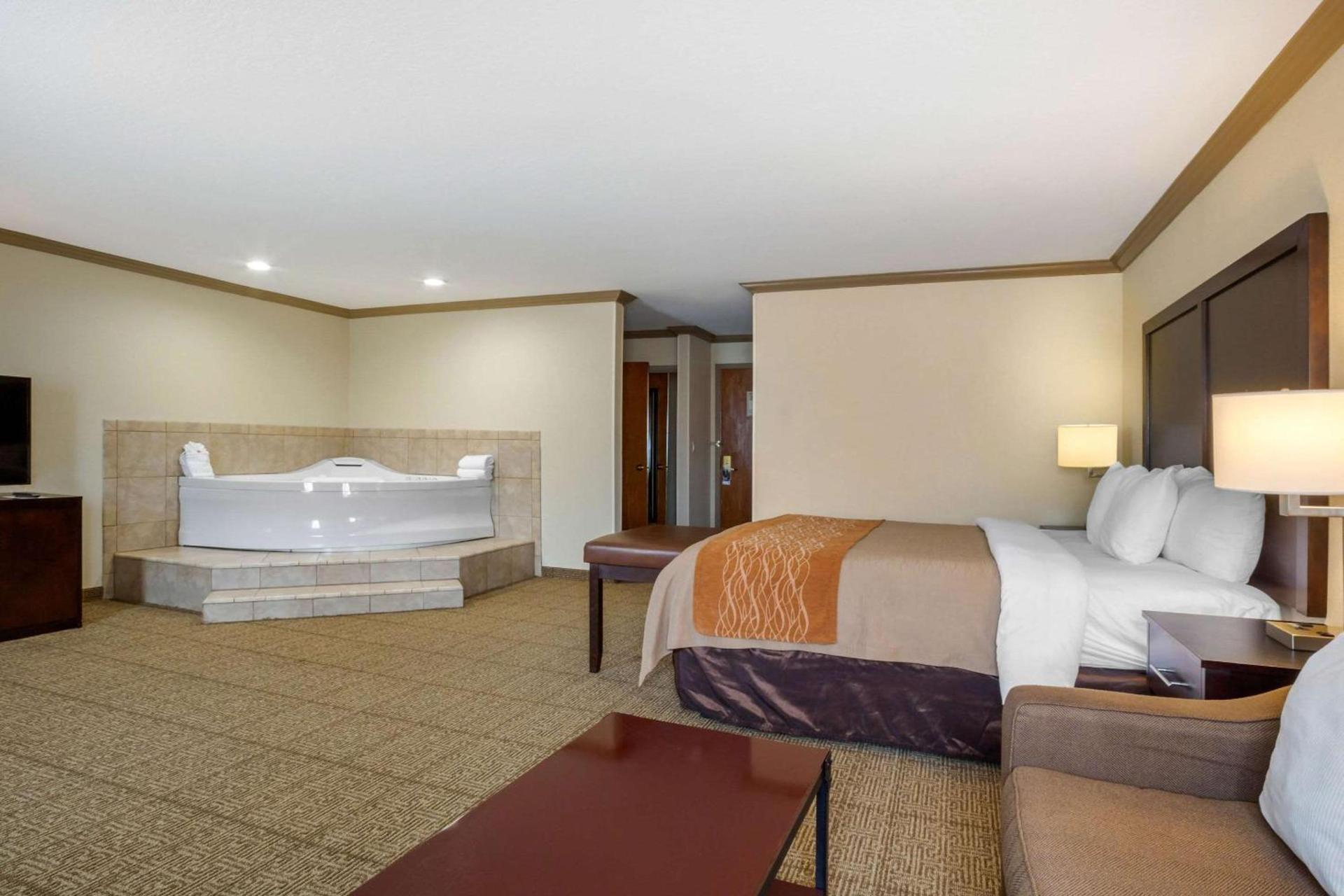 Comfort Inn Castro Valley photo 12