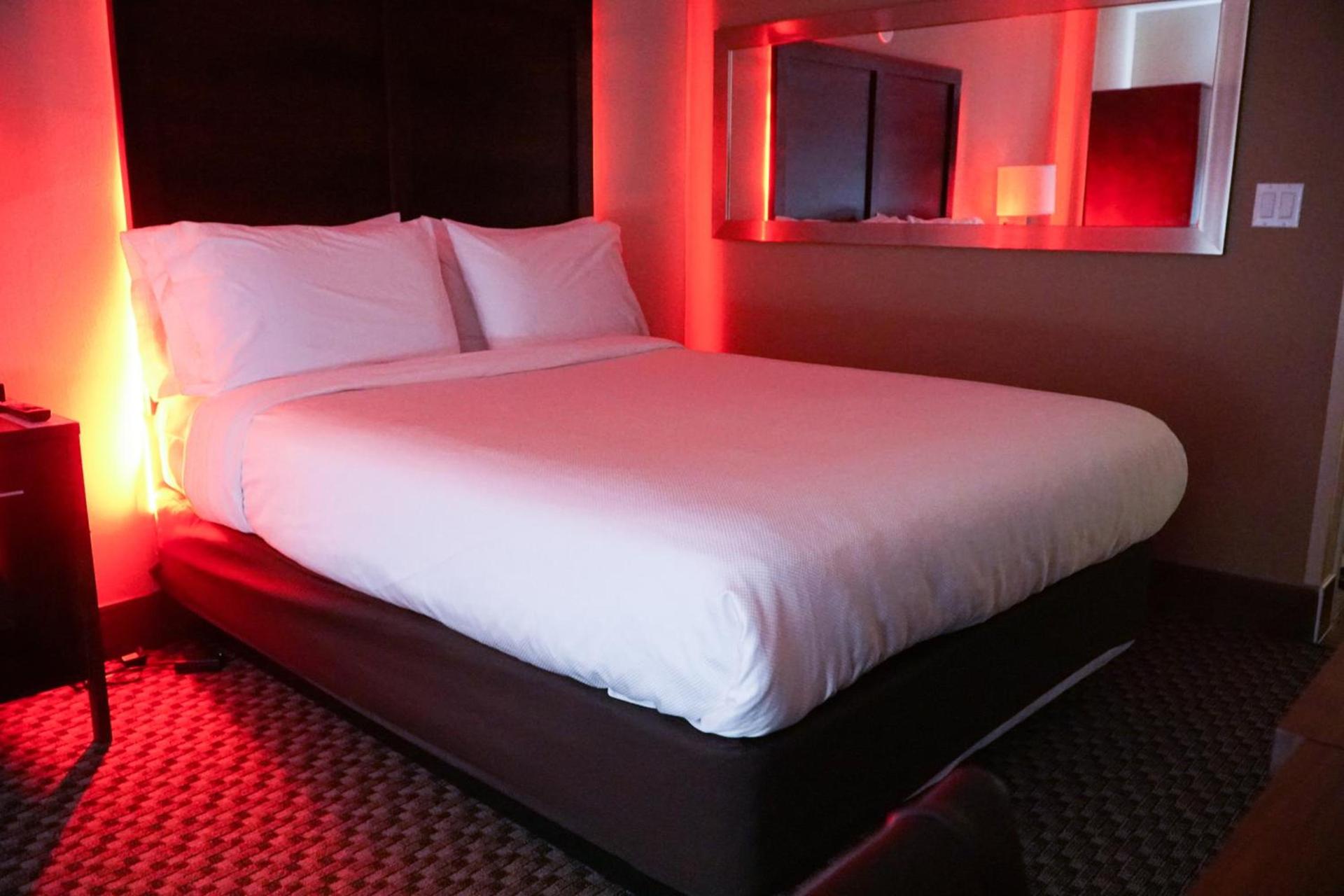 Hotel Mint JFK Airport photo 7