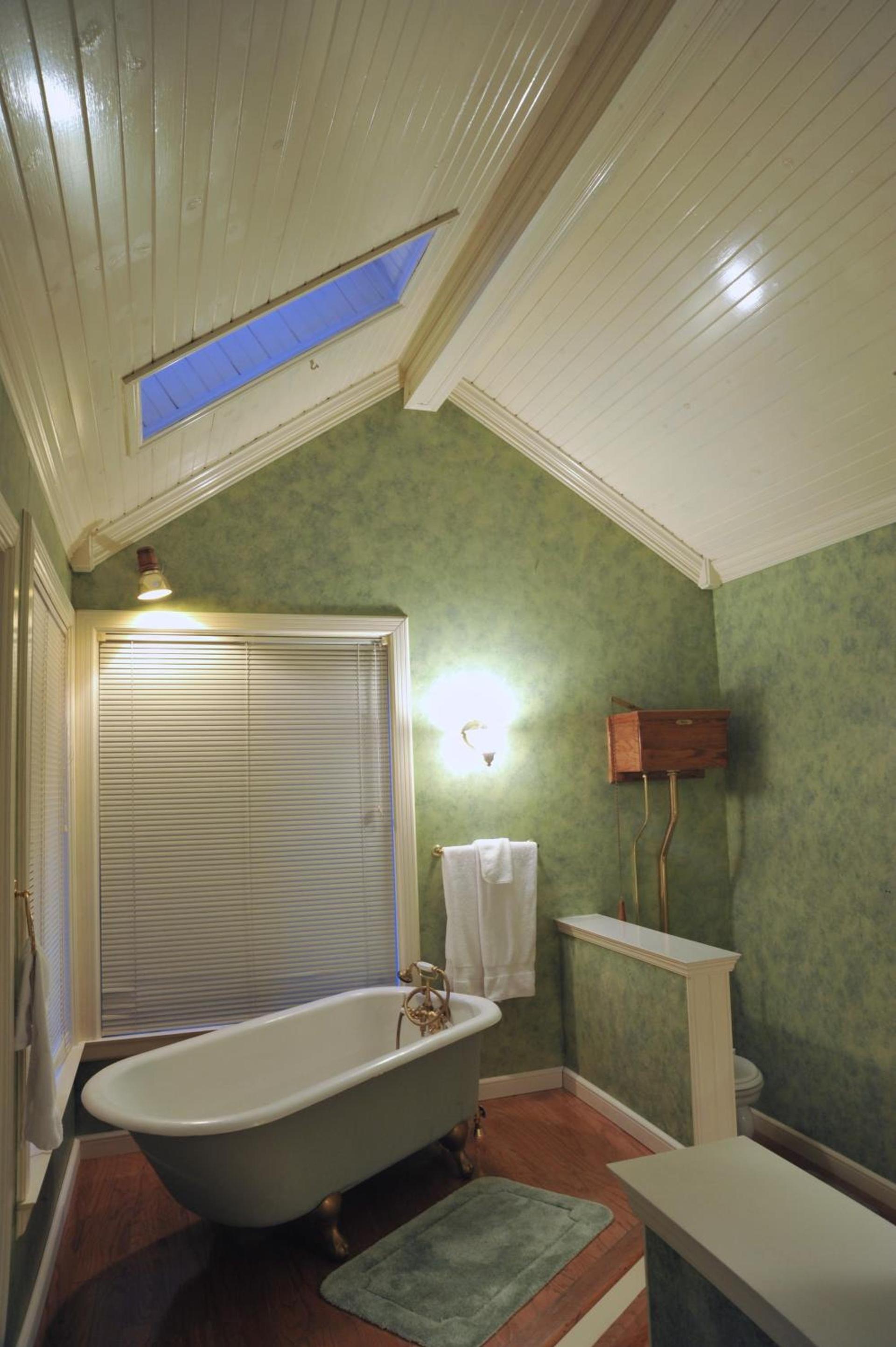 McCloud Hotel photo 2