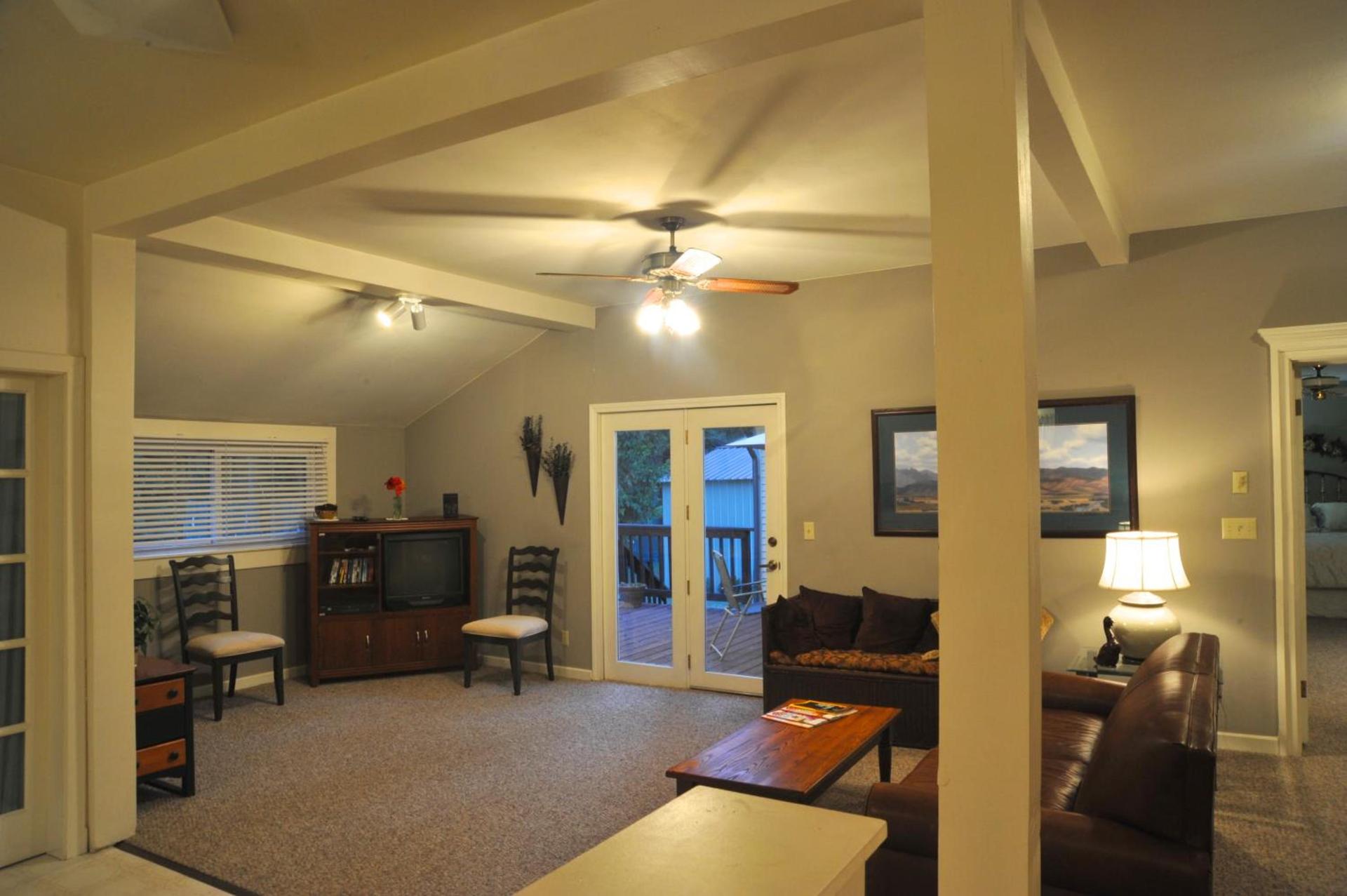 McCloud Hotel photo 6