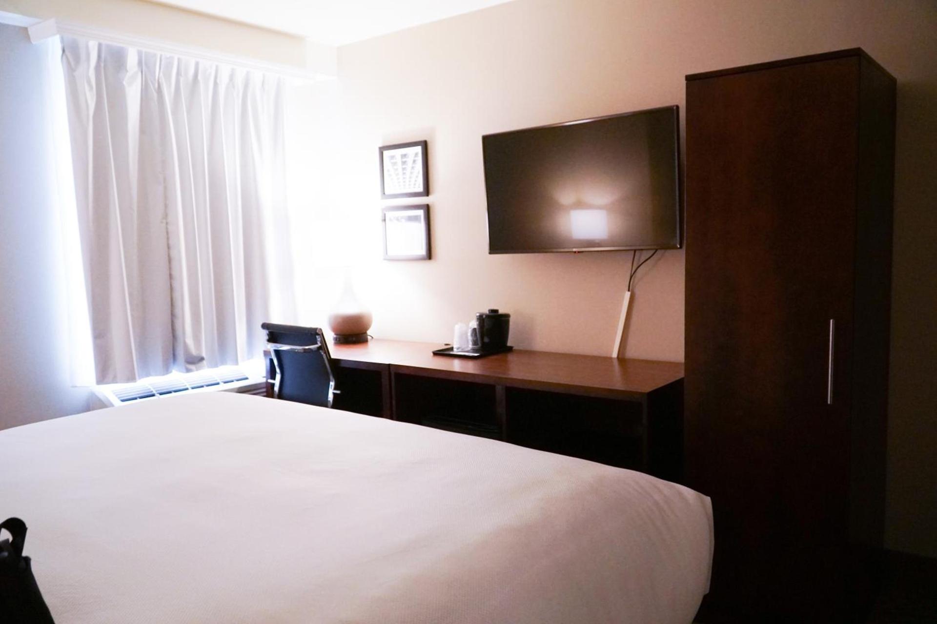 Hotel Mint JFK Airport photo 25