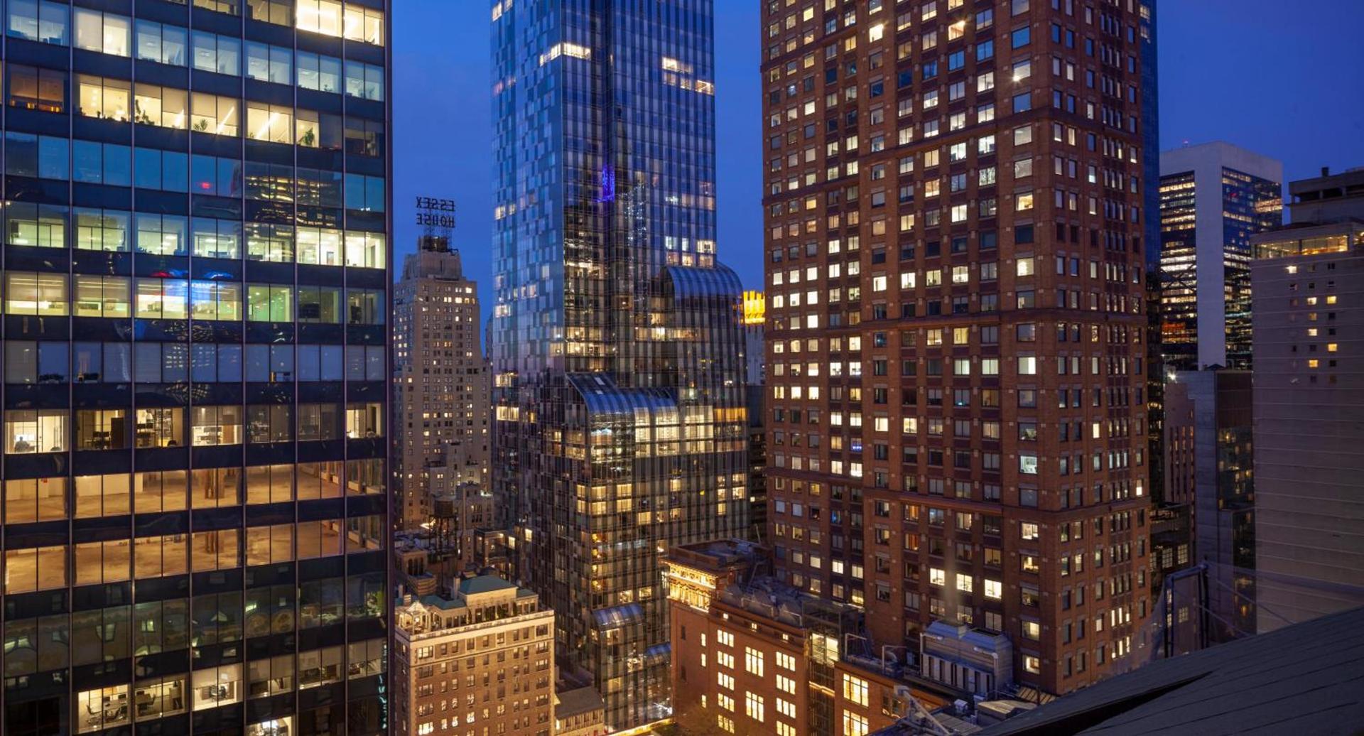 The Manhattan Club photo 17
